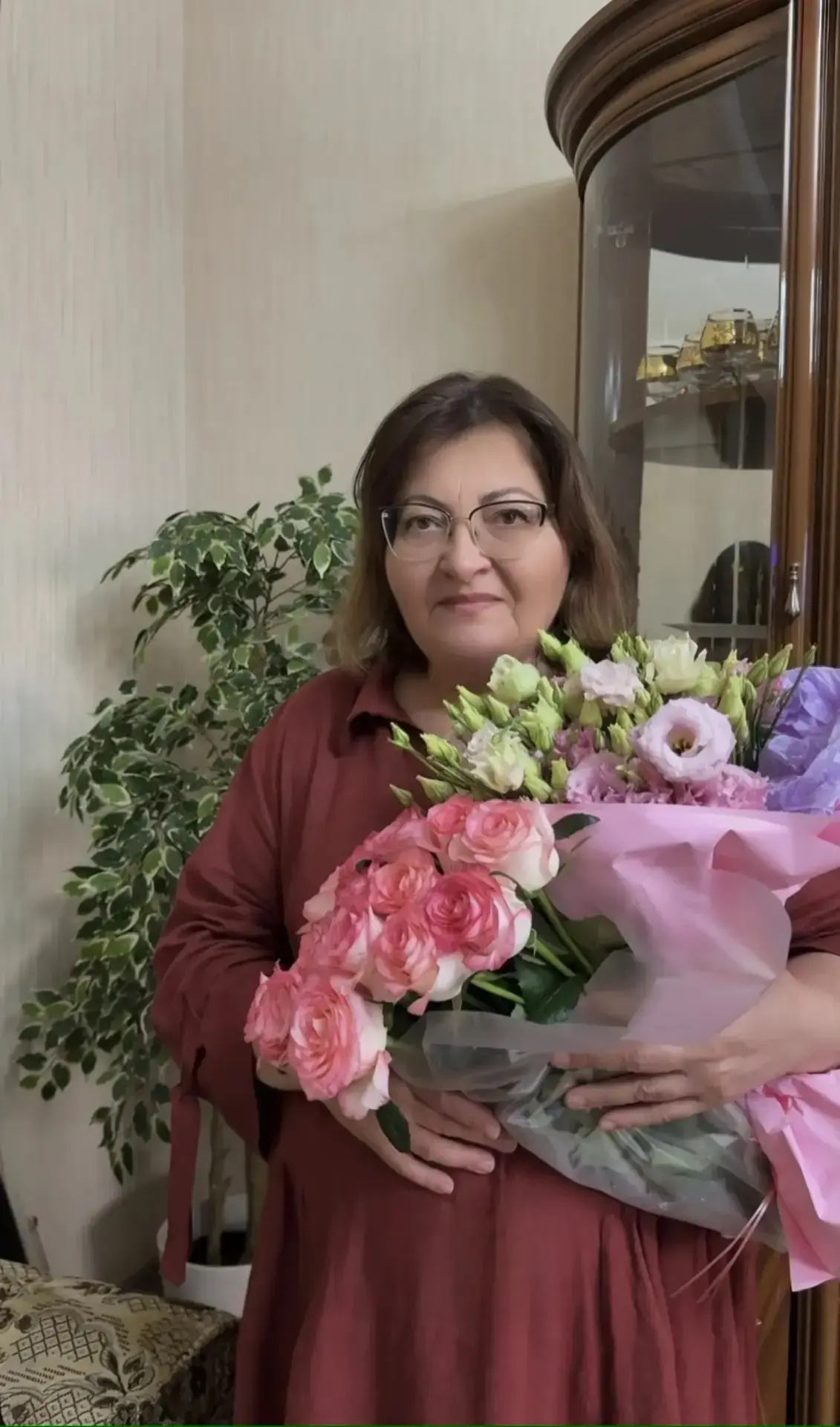 Сегодня особенный день — свой юбилей отмечает Хадипаш Зарема Адамовна🎉

Зарема Адамовна, Ваша жизнь