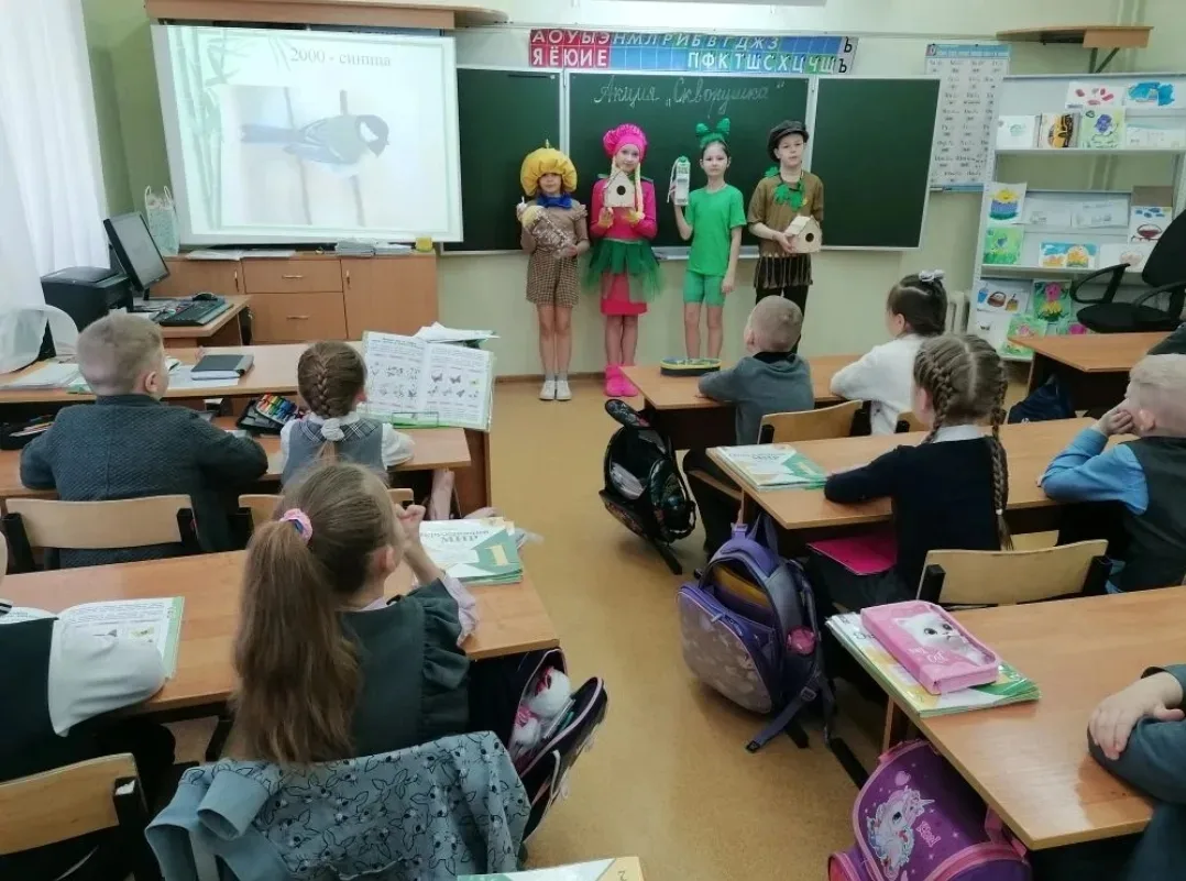 🐦Акция "Скворушка". Наши юные друзья, Эколята, провели замечательную акцию под названием "Скворушка"