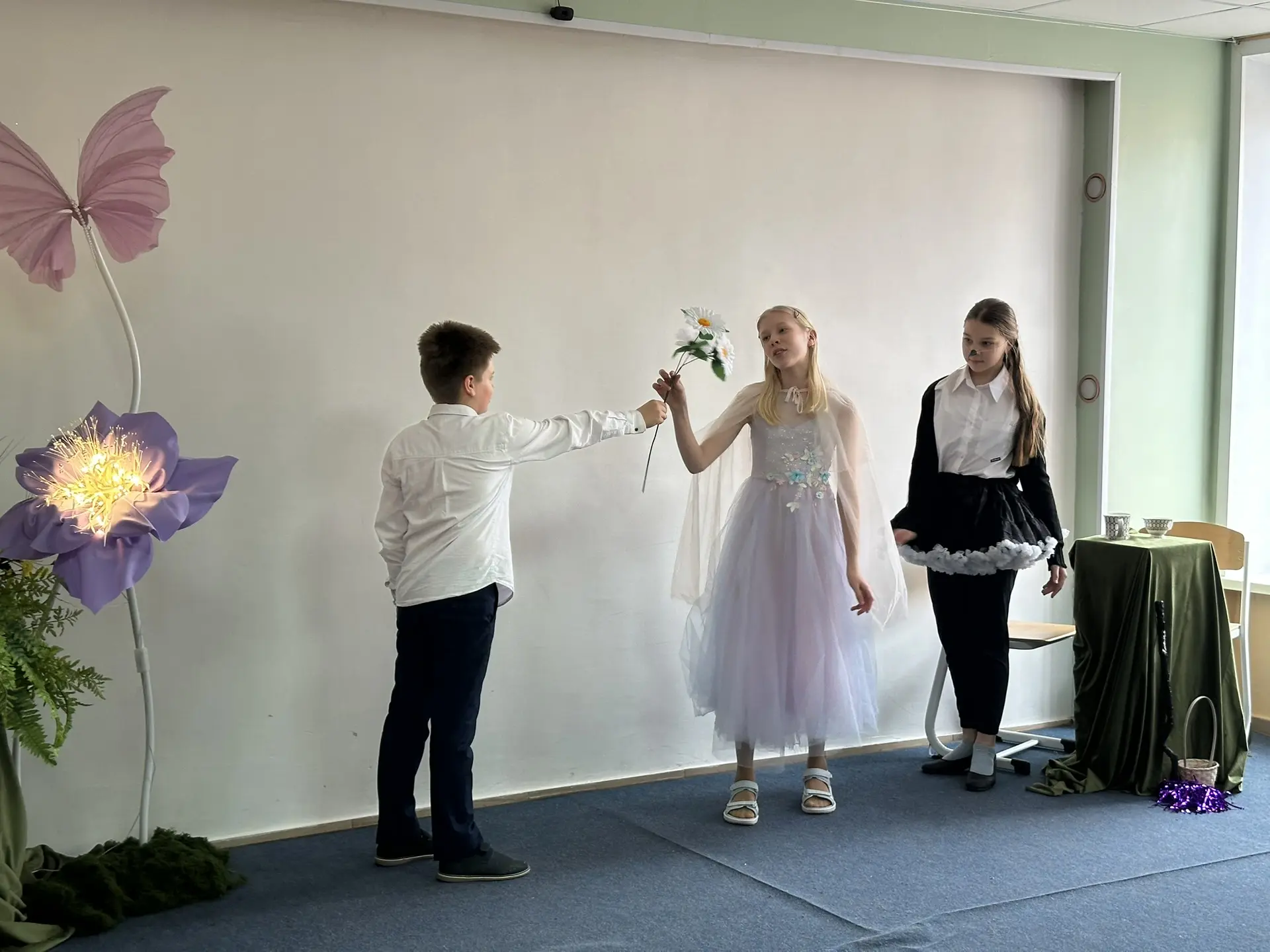 🎭 Всемирный день театра в гимназии  Сегодня, в честь Всемирного дня театра, в стенах нашей гимназии 