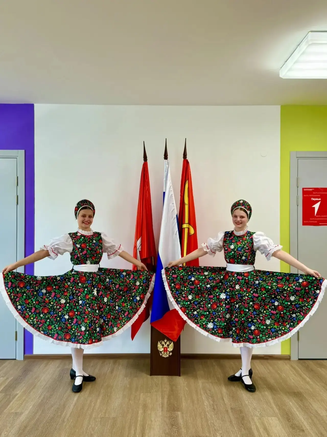 Наши творческие будни 🇷🇺✨

«Вместе мы — Россия!» 🇷🇺

Сегодня в Культурно‑досуговом центре города