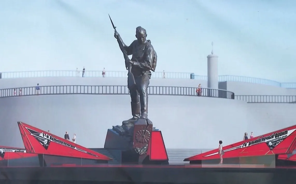 ⭐️ 15-метрового бронзового солдата привезли в Хабаровск
