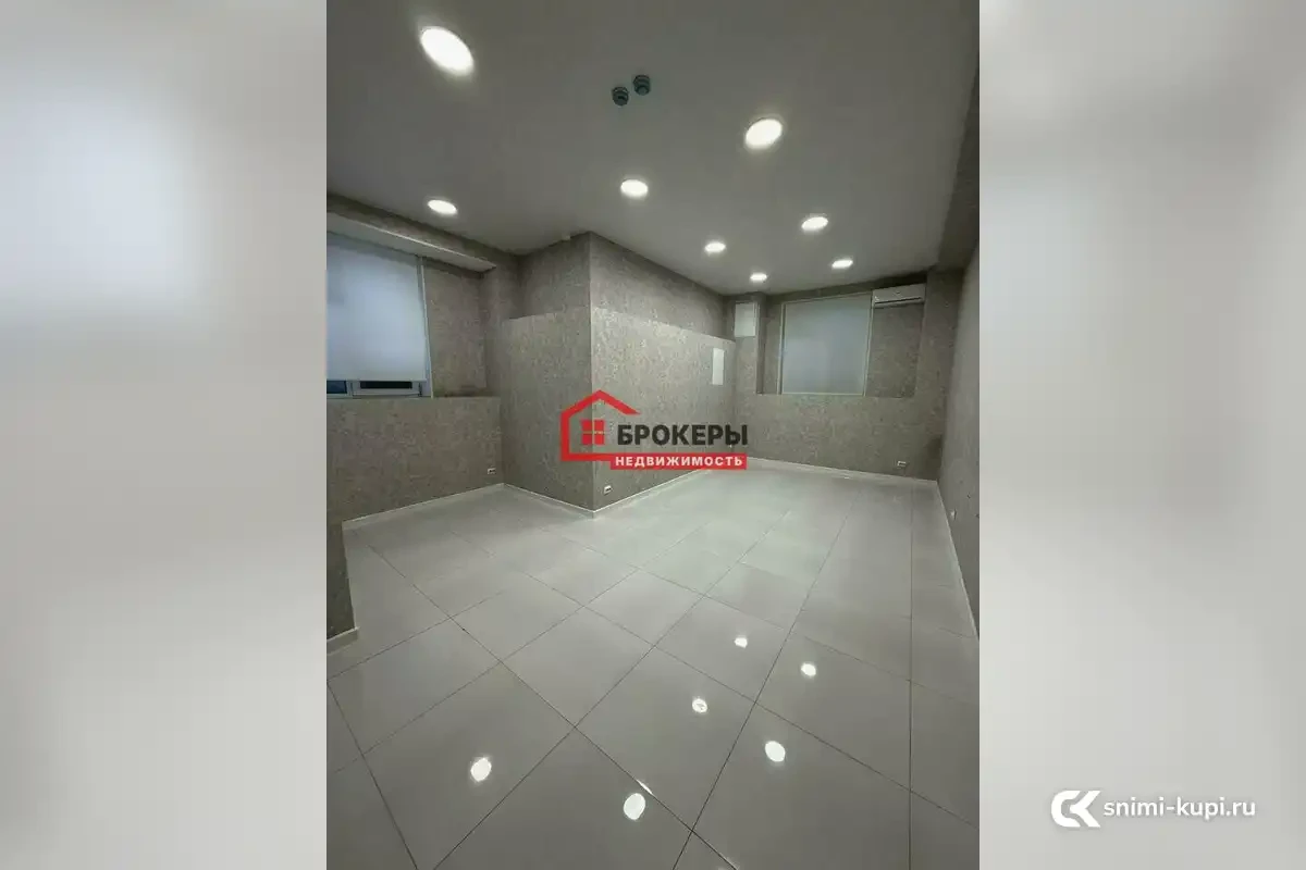 Коммерческая, 33 м², 1 эт.