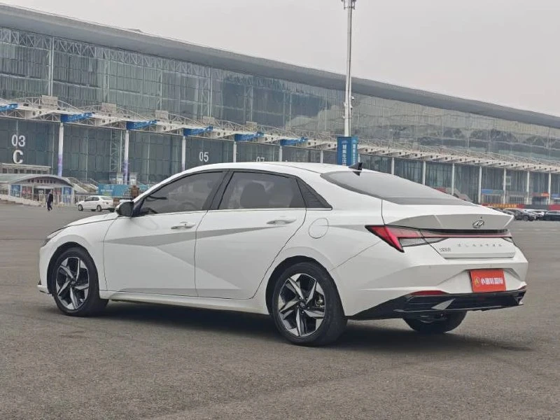 🔥ГОРЯЧЕЕ ПРЕДЛОЖЕНИЕ🔥      Hyundai Elantra из Китая  ⚪️Белый кузов • дата выпуска 2021/11 • 1.5 л. б