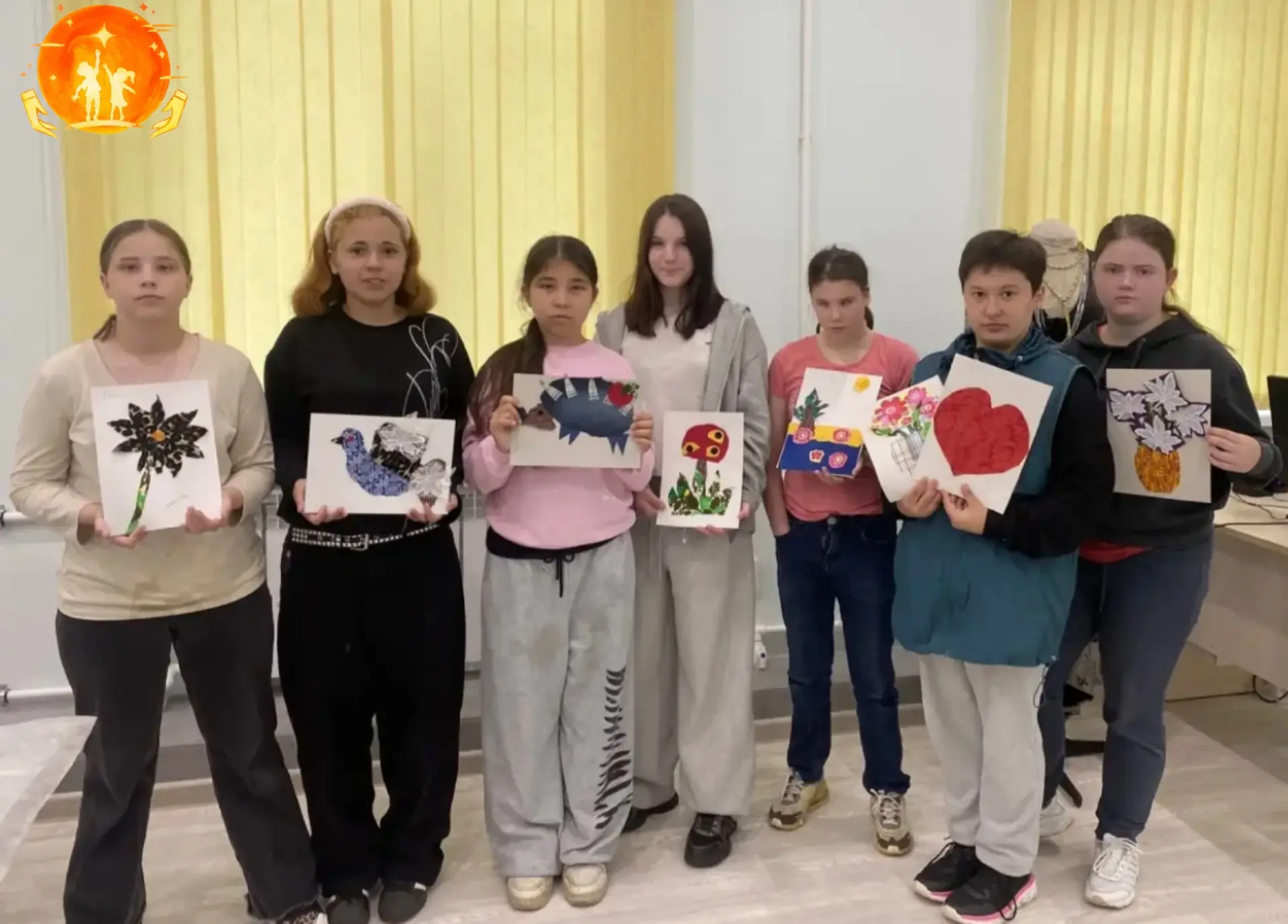 ✂️ Наши руки не для скуки ✂️ 

✂️ Сегодня девочки на мастер-классе по рукоделию познакомились с техн