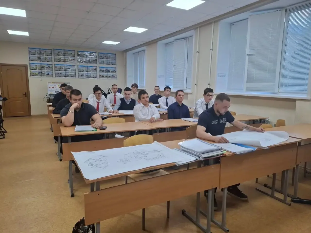 Успешная защита курсовых проектов! 🎓

25 июня студенты группы ТОР.23 специальности «Техническое обс