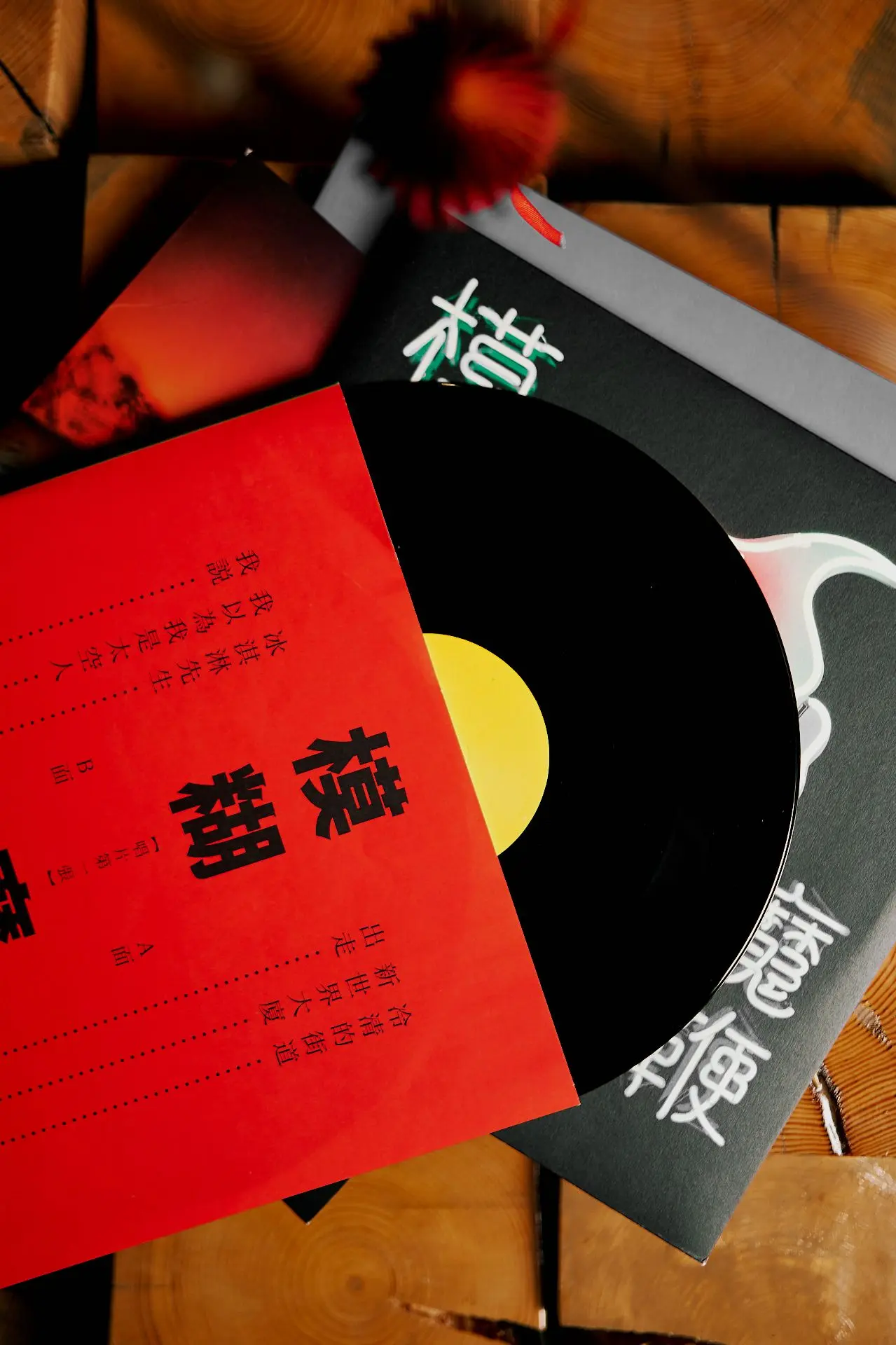 Мей Ли теперь и тут 🥢Это канал про еду, настроение и нашу маленькую городскую Азию.