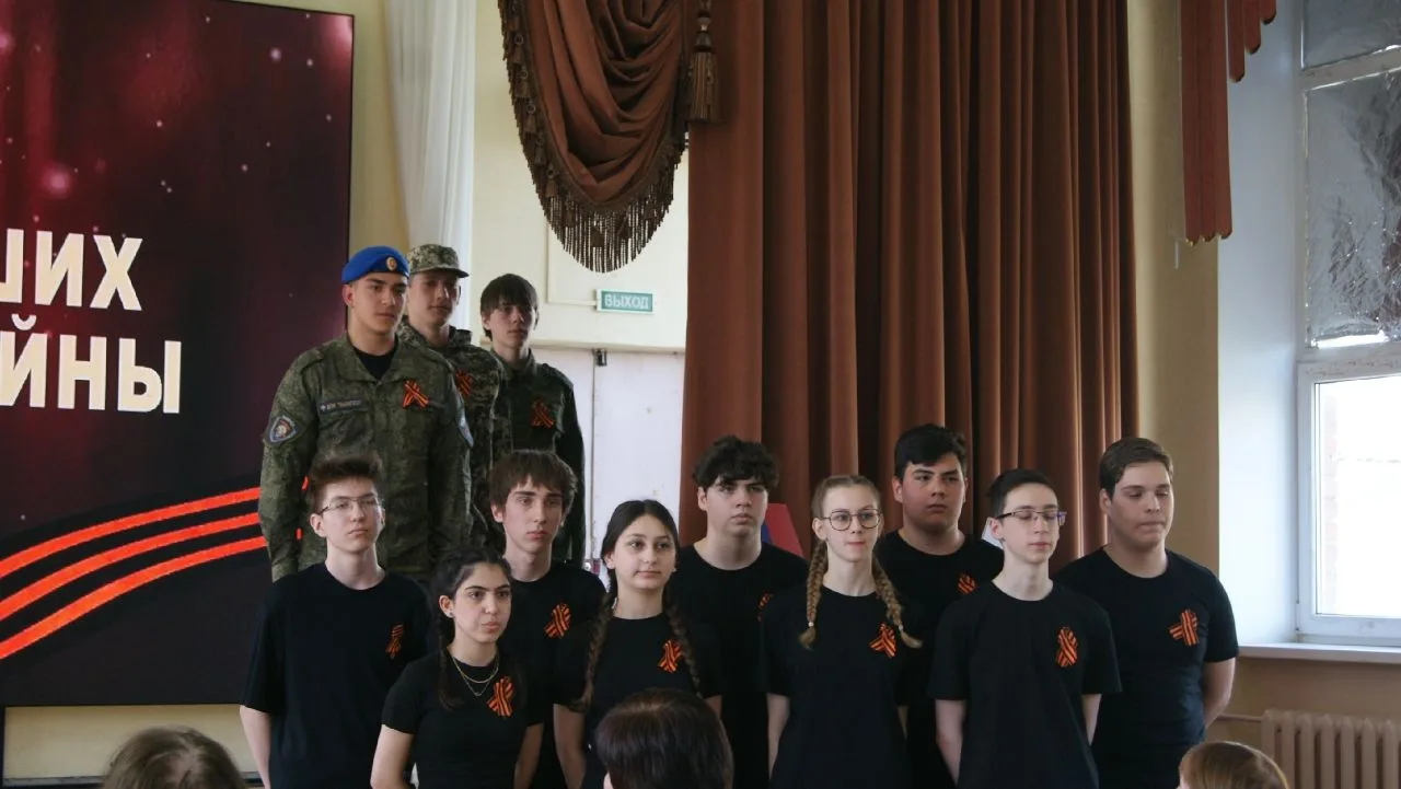 🎶 «Битва хоров»: «Я люблю тебя, Россия!»  29 апреля в гимназии №34 прошёл яркий музыкальный конкурс 