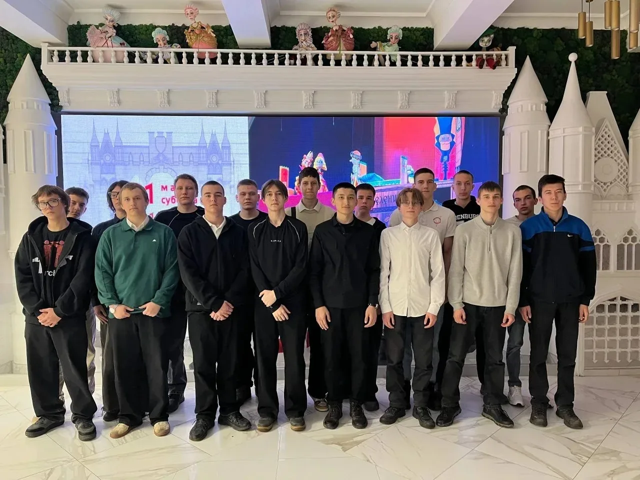 🎭 «Симфония в прозе»: ОАТК в мире волшебства Оренбургского театра кукол! 🎭  Студенты ГАПОУ «Оренбург