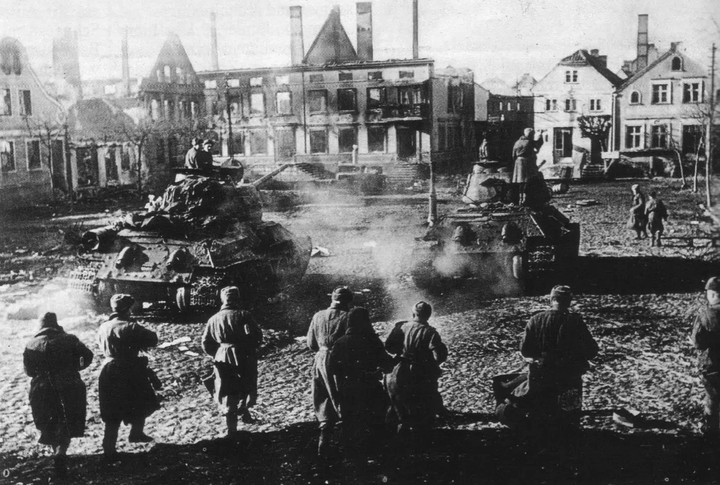 ДЕНЬ В ИСТОРИИ – 07 МАЯ   Никто не забыт, ничто не забыто!🔥  🔥7 мая 1945 года войска 1-го Белорусско