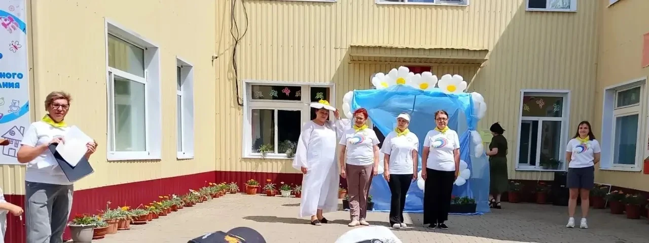 🧒🏼 «ДВОР: Детское Время Отдыха и Развития» 🧸 

Детский сад стал настоящей страной приключений «ДВ