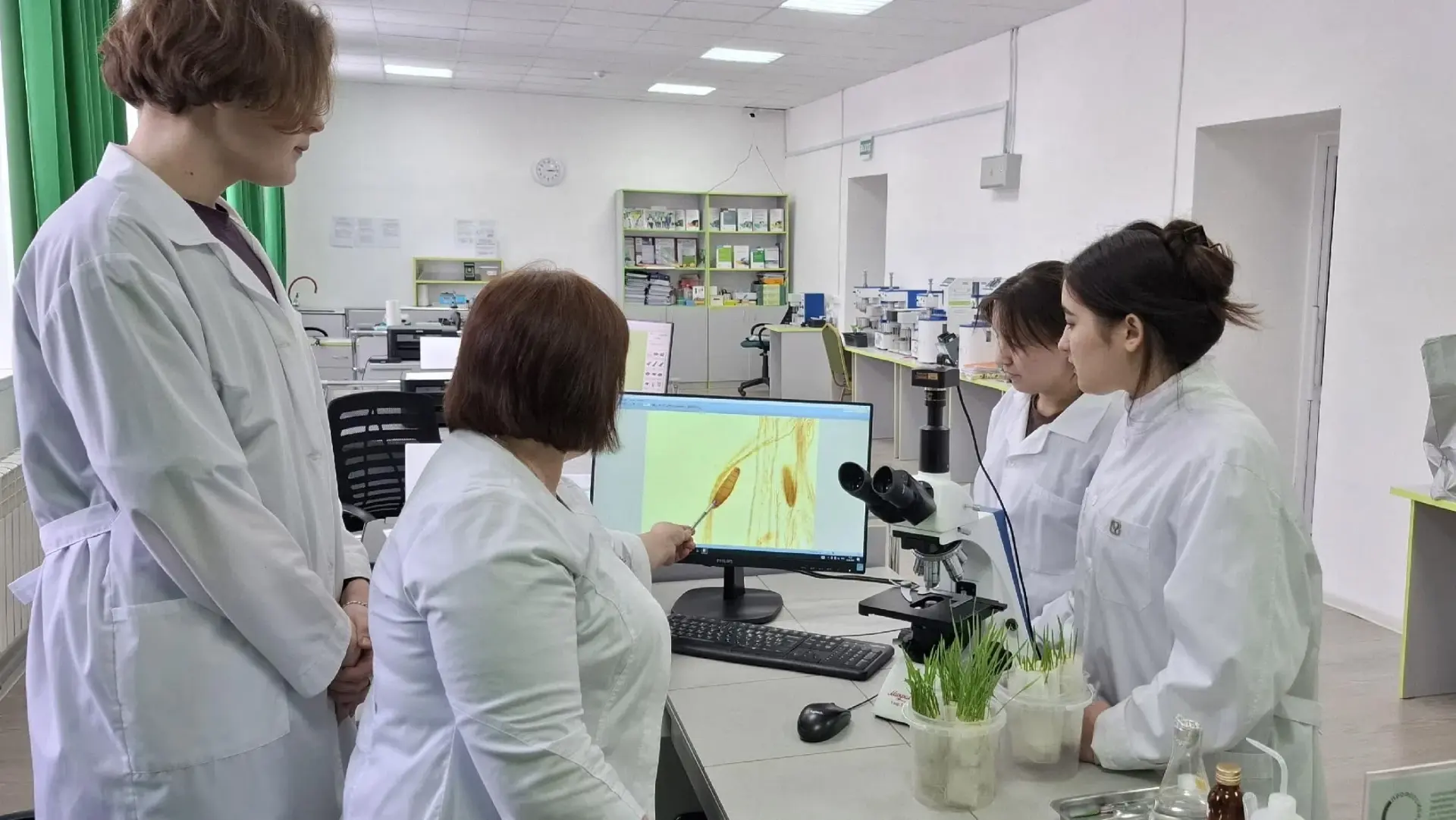 Агроном – одна из ключевых фигур на сельскохозяйственном предприятии. Основная задача агронома – упр