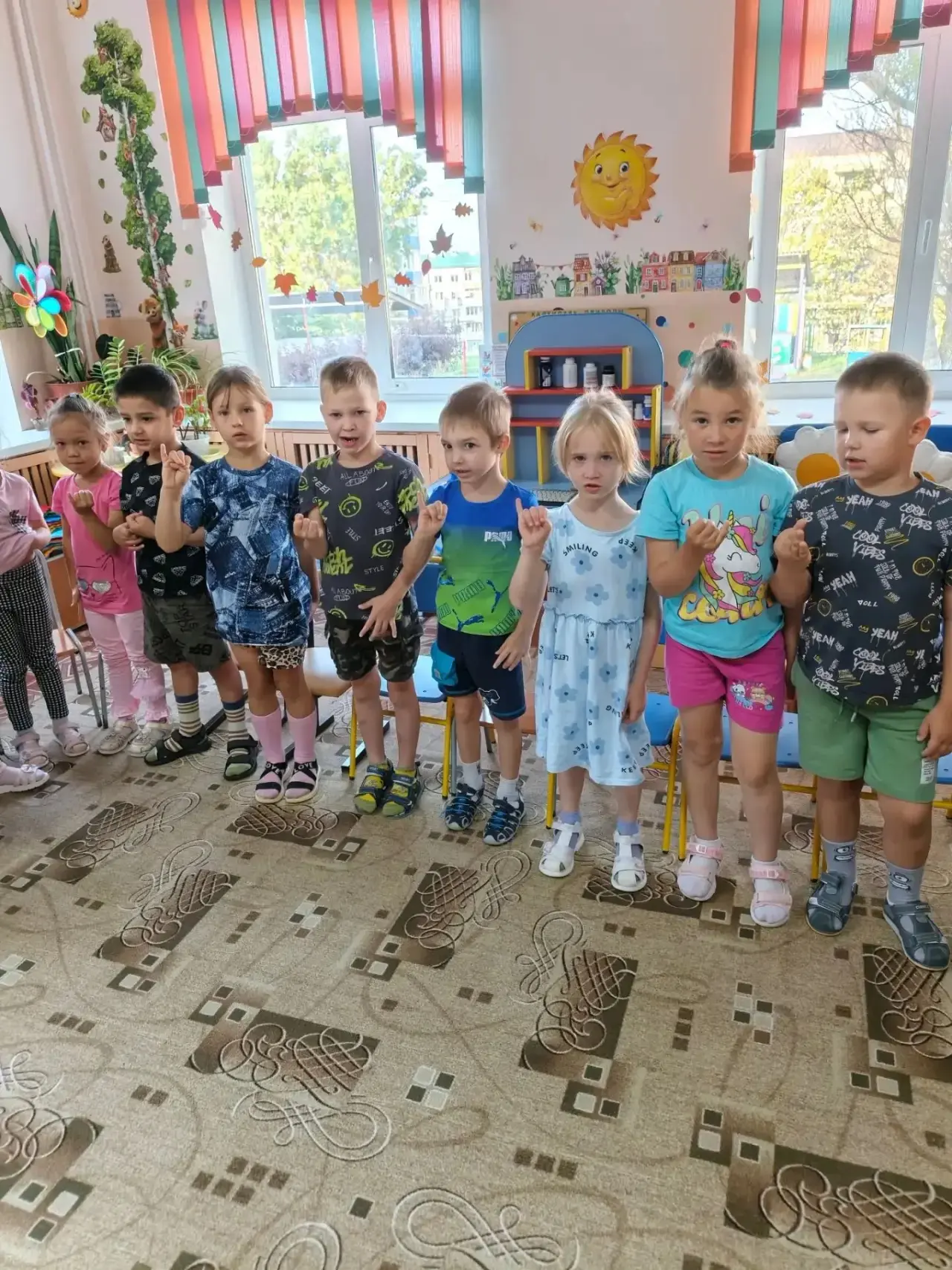 🌟В преддверии Дня пожилых людей группы «Звездочки» и «Улыбка» отправились в доброе пут...
