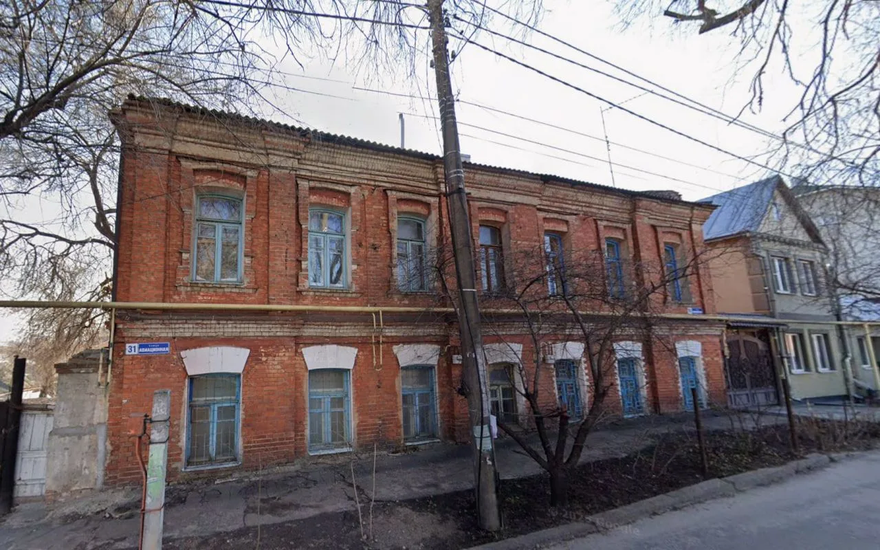 В Воронеже отремонтируют фасад и фундамент старинного особняка на Авиационной