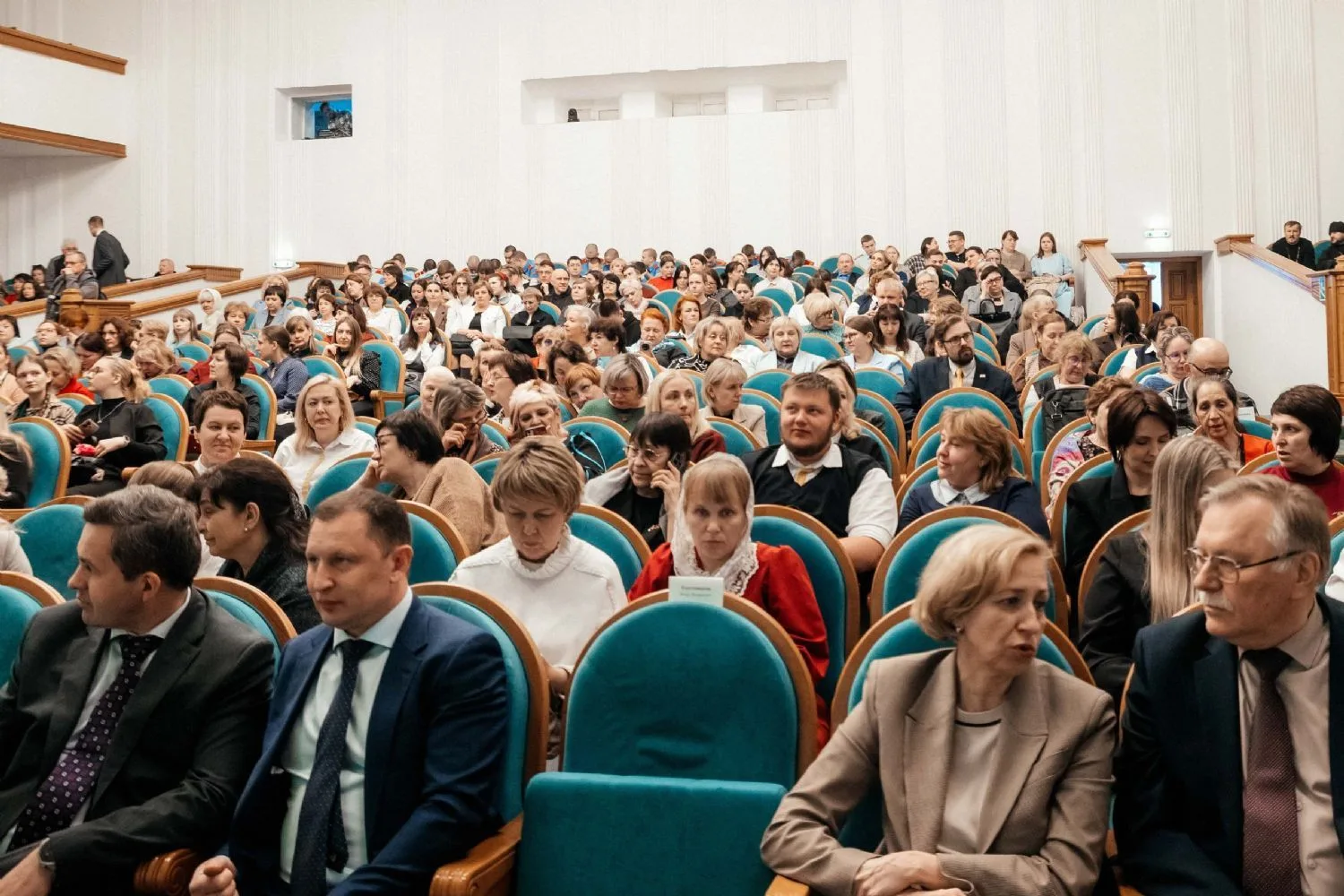 🏆 Подвиг воспитания: в Томской области наградили победителей конкурса «За нравственный подвиг учител