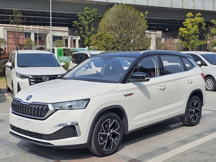 🇨🇳🔥Далее делимся подборкой на Skoda Kamiq GT Skoda Kamiq GT — это один из самых популярных кроссовер