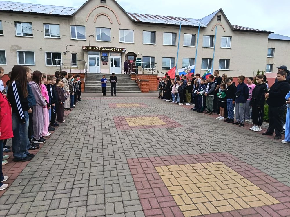 🎉 Сегодня был наш первый день в лагере, и он прошёл просто замечательно! 🌟