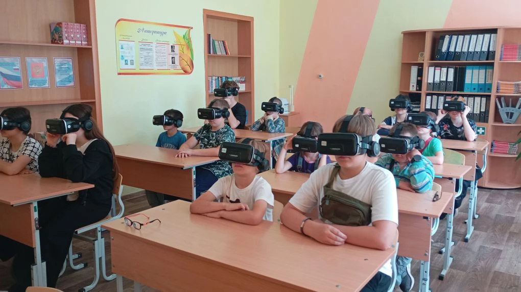 👓 Интерактивное занятие с использованием технологий виртуальной реальности

Сегодня для воспитанник