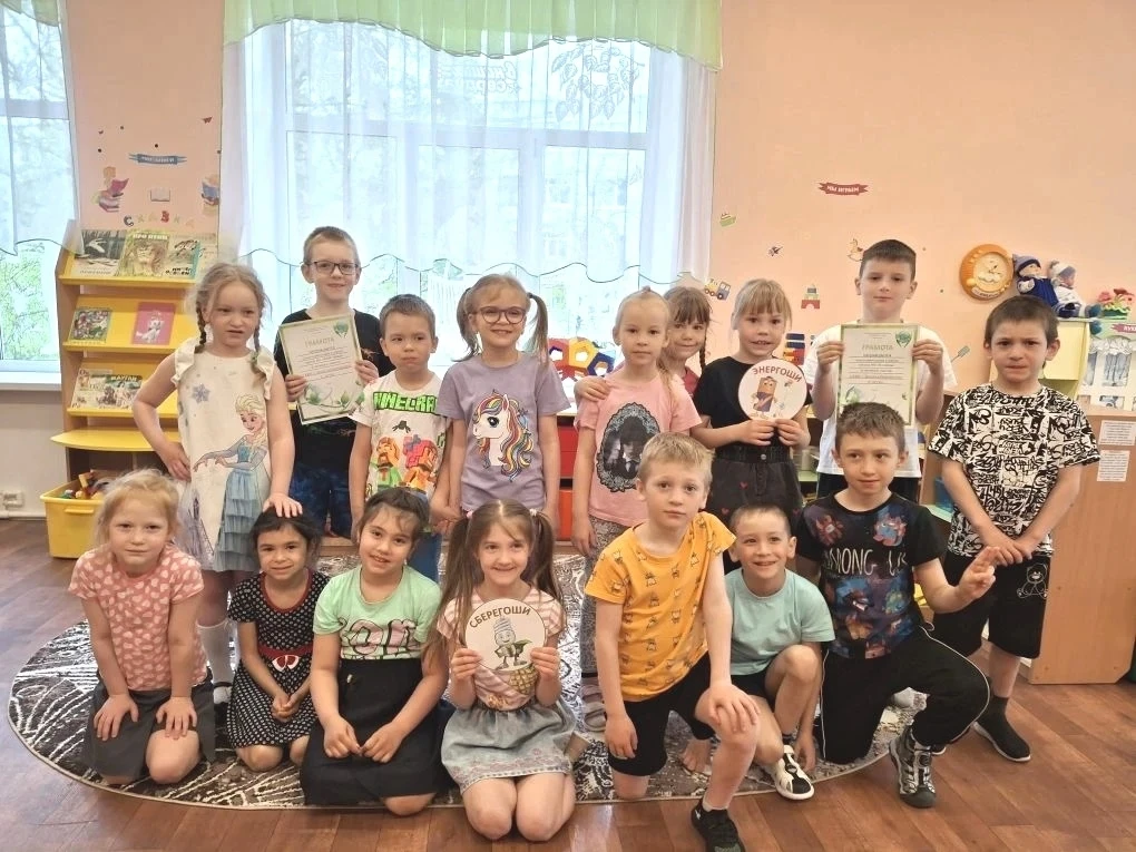 В МДОБУ «Детский сад №17 «Сказка» для детей подготовительного к школе возраста был проведён КВН «Эне