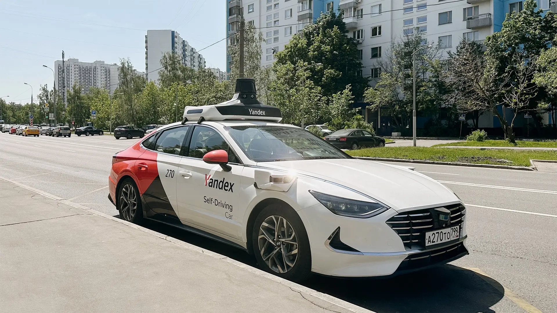 🚕 Беспилотные такси запустят в новых районах Москвы уже в этом году, — Минтранс
 
200 автономных та