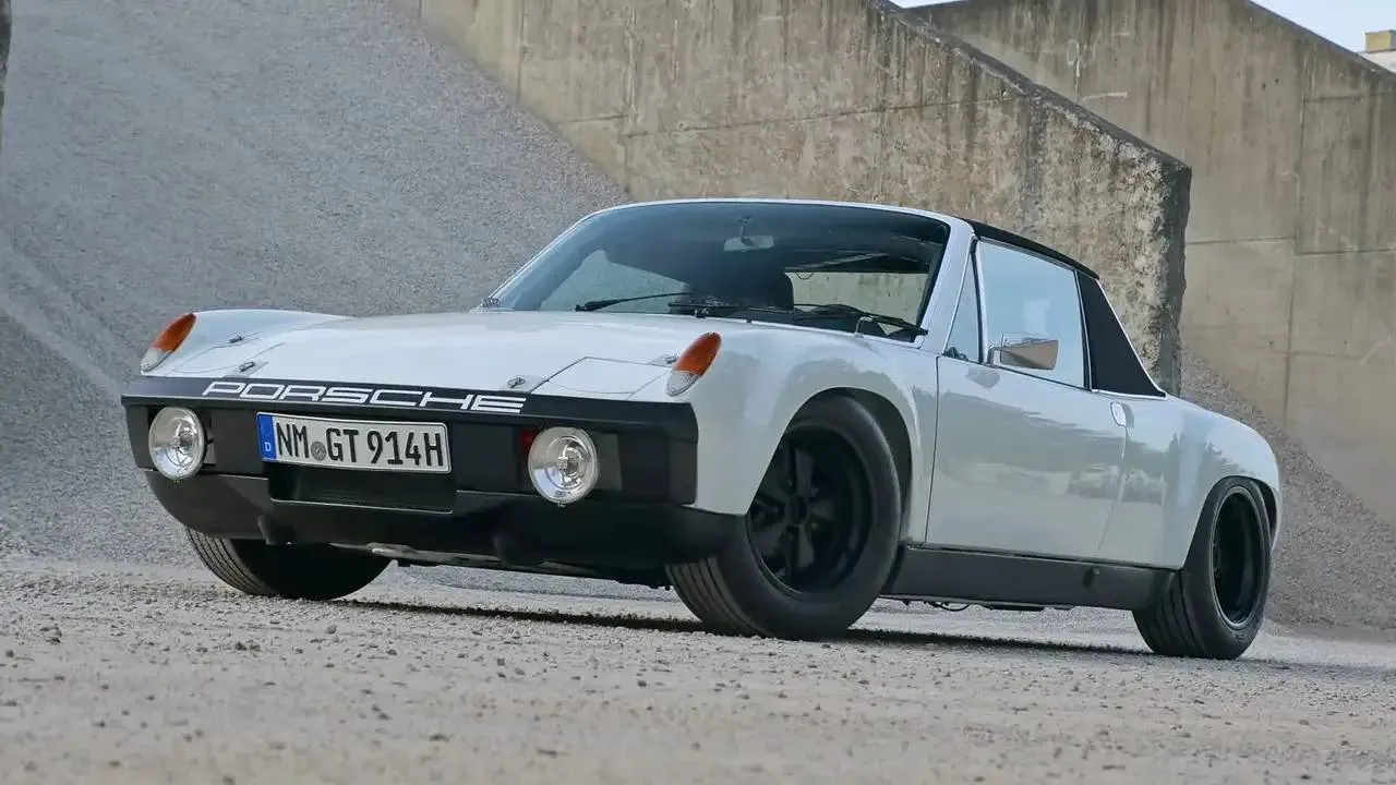 Дизайнер Lamborghini Gallardo и Murciélago свой уникальный Porsche 914/6 за $225 тысяч.