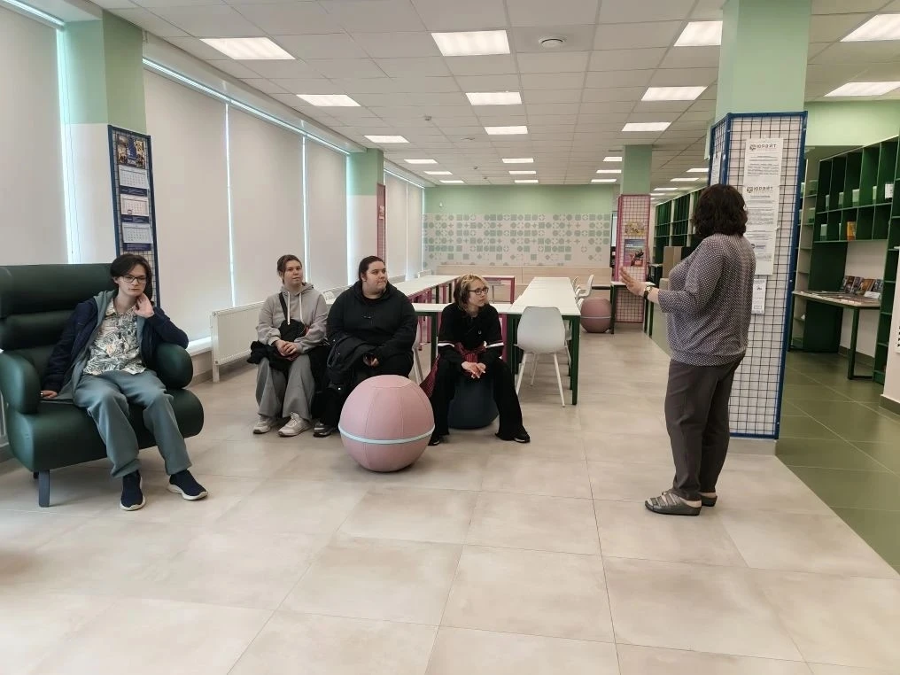 Будущее начинается с выбора пути!