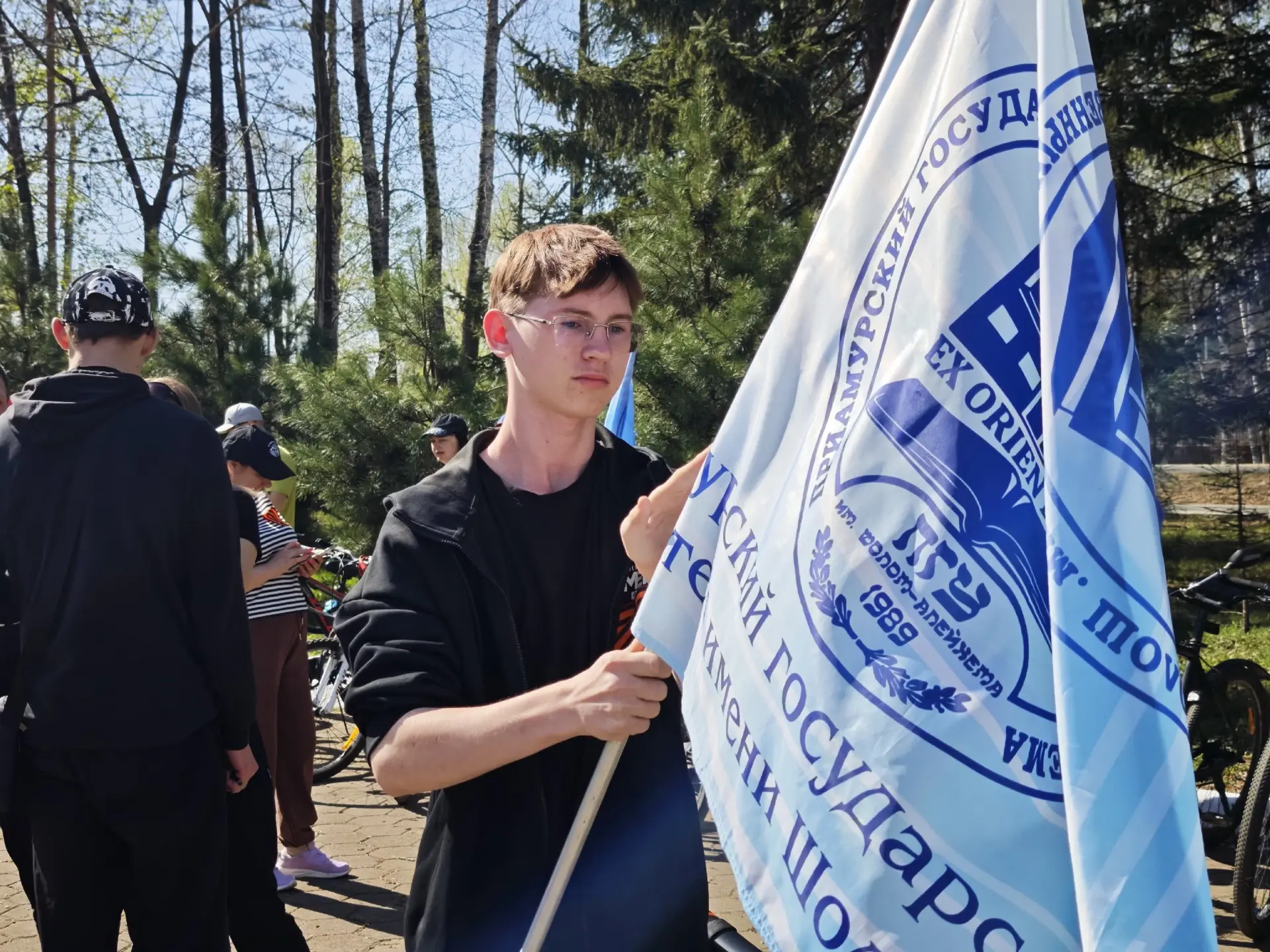 🚴Турклуб Университета Шолом-Алейхема провел велопробег по маршруту Памяти в Биробиджане  Туристическ