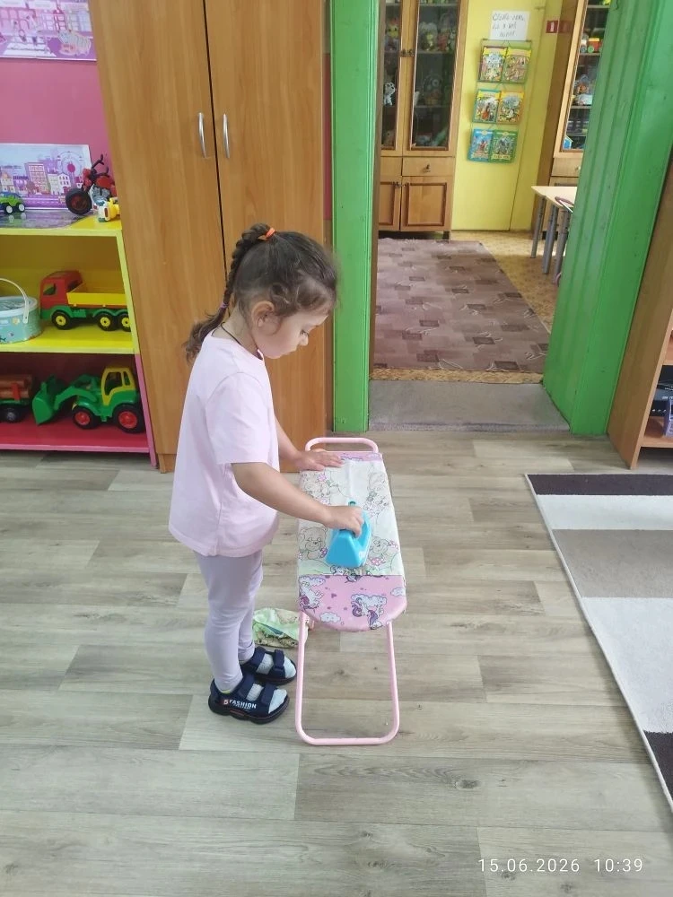 Мы игрушки соберем,