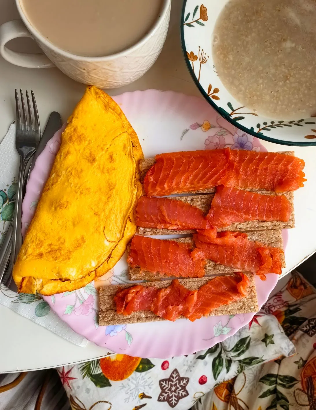 Вот то что сегодня ела) мне отлично!  Много, вкусно, сытно!  Вчера всё -таки сходила вечером немного