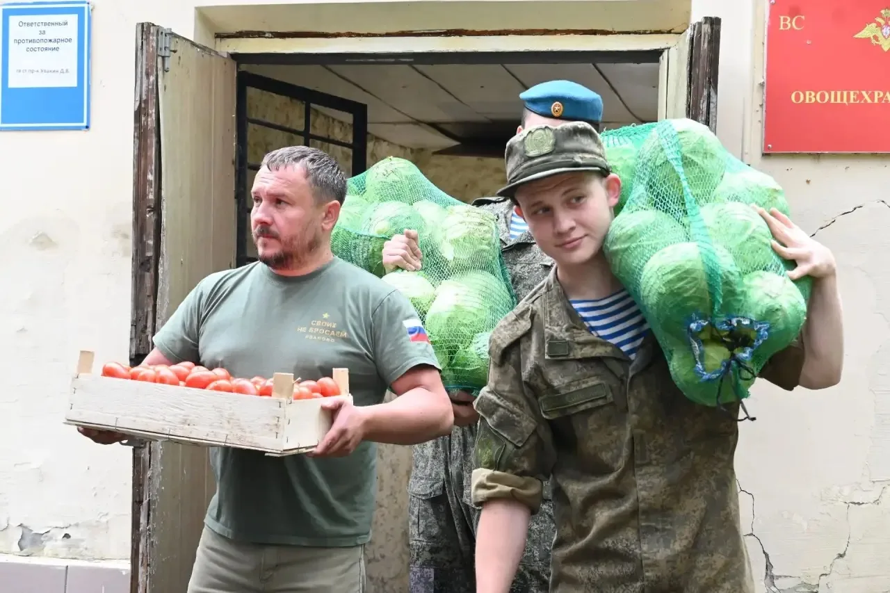 💪🏻Воинов-десантников поздравили с наступающим профессиональным праздником