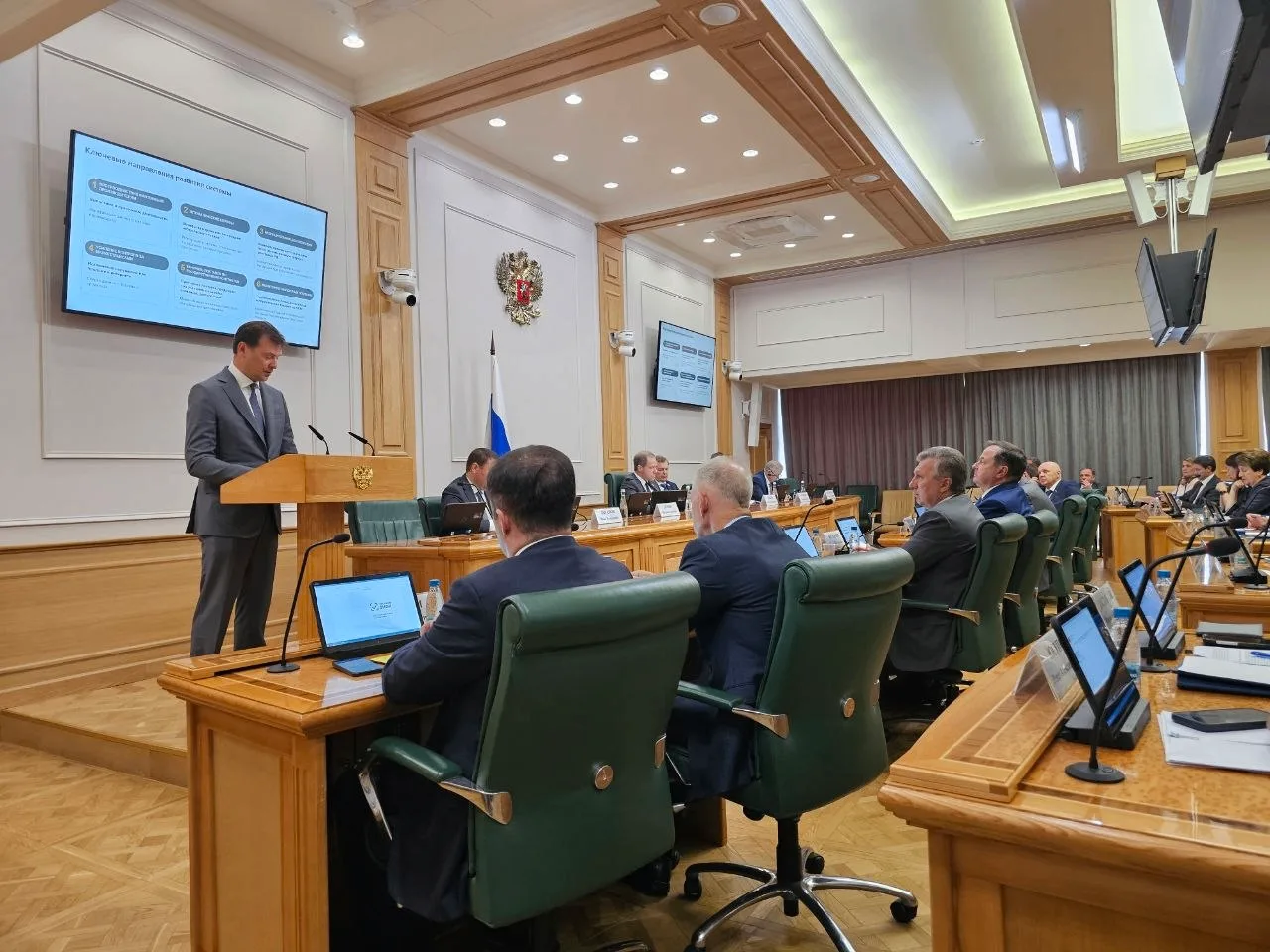 🏛 Сенатор предложил расширить маркировку на гусеничную технику