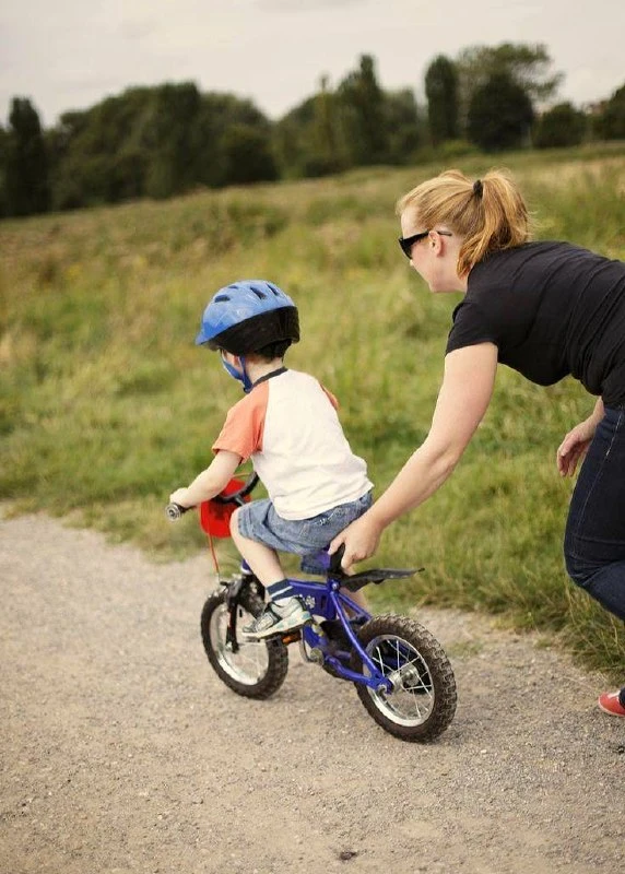 Встречаем лето на полном ходу: катаемся на всём, что едет 🚴‍♂️  Совсем скоро наступит долгожданное л