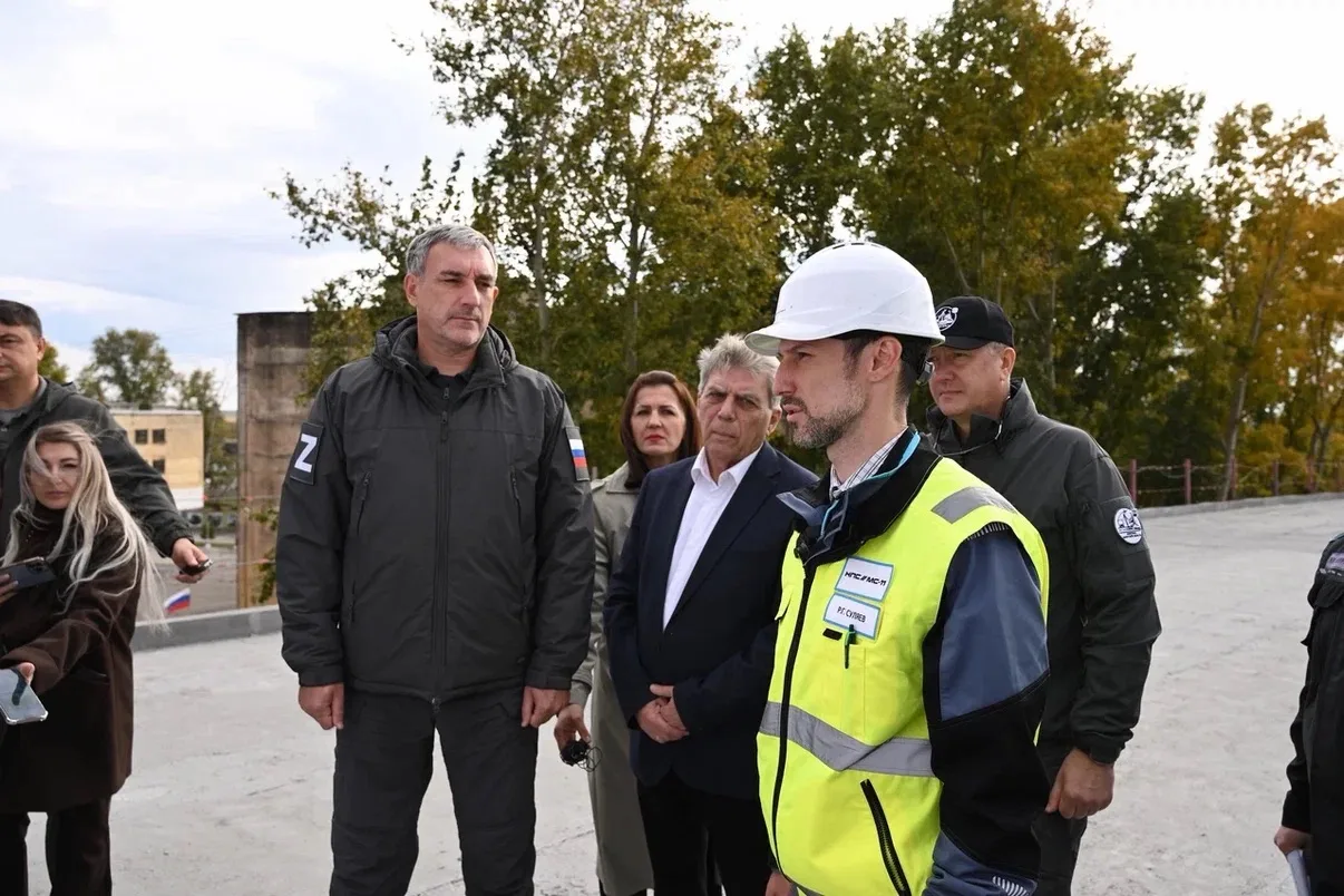 Сегодня у нас хорошее событие — началась надвижка на путепроводе в Белогорске. Строим о...