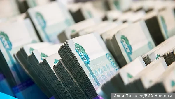 В Госдуму внесен главный финансовый документ на ближайшие три года. Новый трехлетний бю...