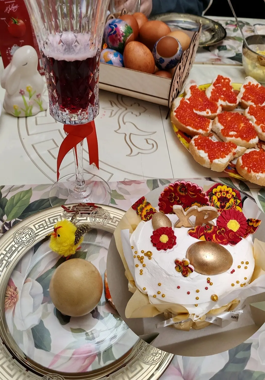В этом году не успели купить краску для яиц, красили по-старинке луковой шелухой (разны...