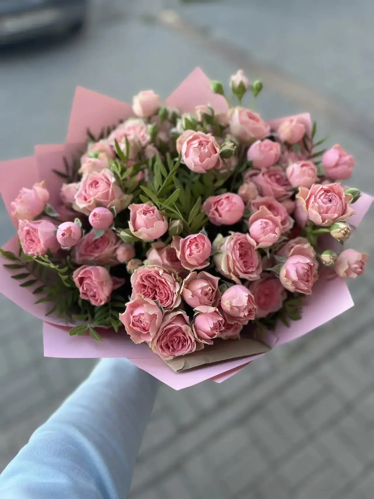 Кустовая роза в наличии✨

📍«Про100цветы»
     ул.Губкина 21-В