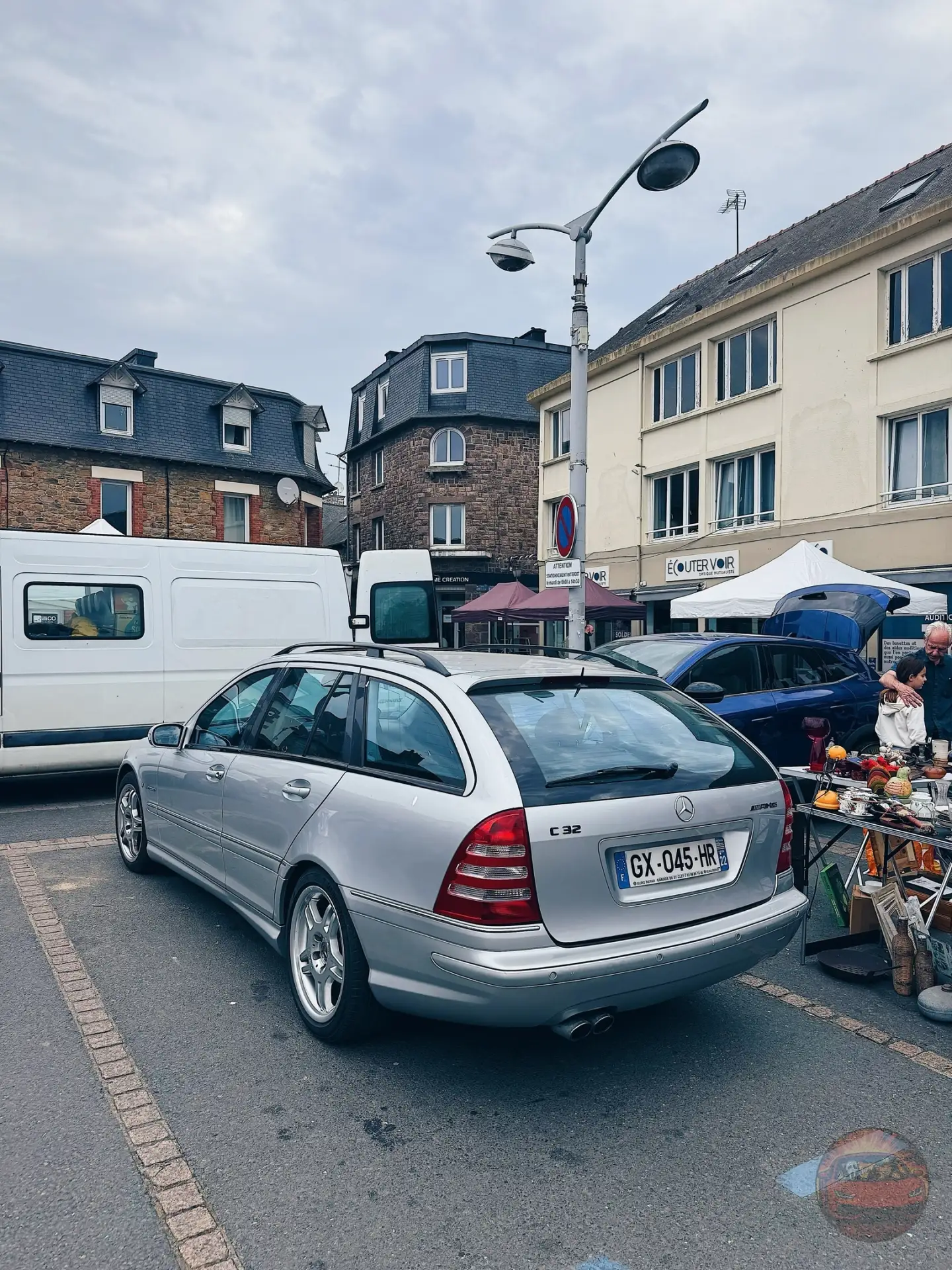 🟤 C32 AMG: редкий универсал без показухи

Mercedes C32 AMG Estate в кузове S203 легко принять за об
