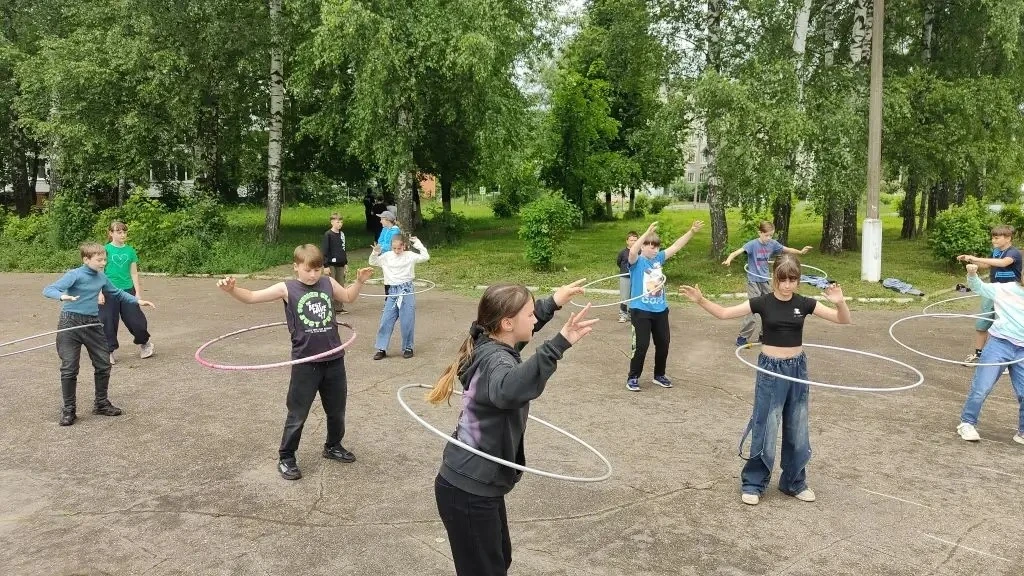 Сегодня в школьном лагере день посвященный здоровому образу жизни. Дети приняли участие в спортивных