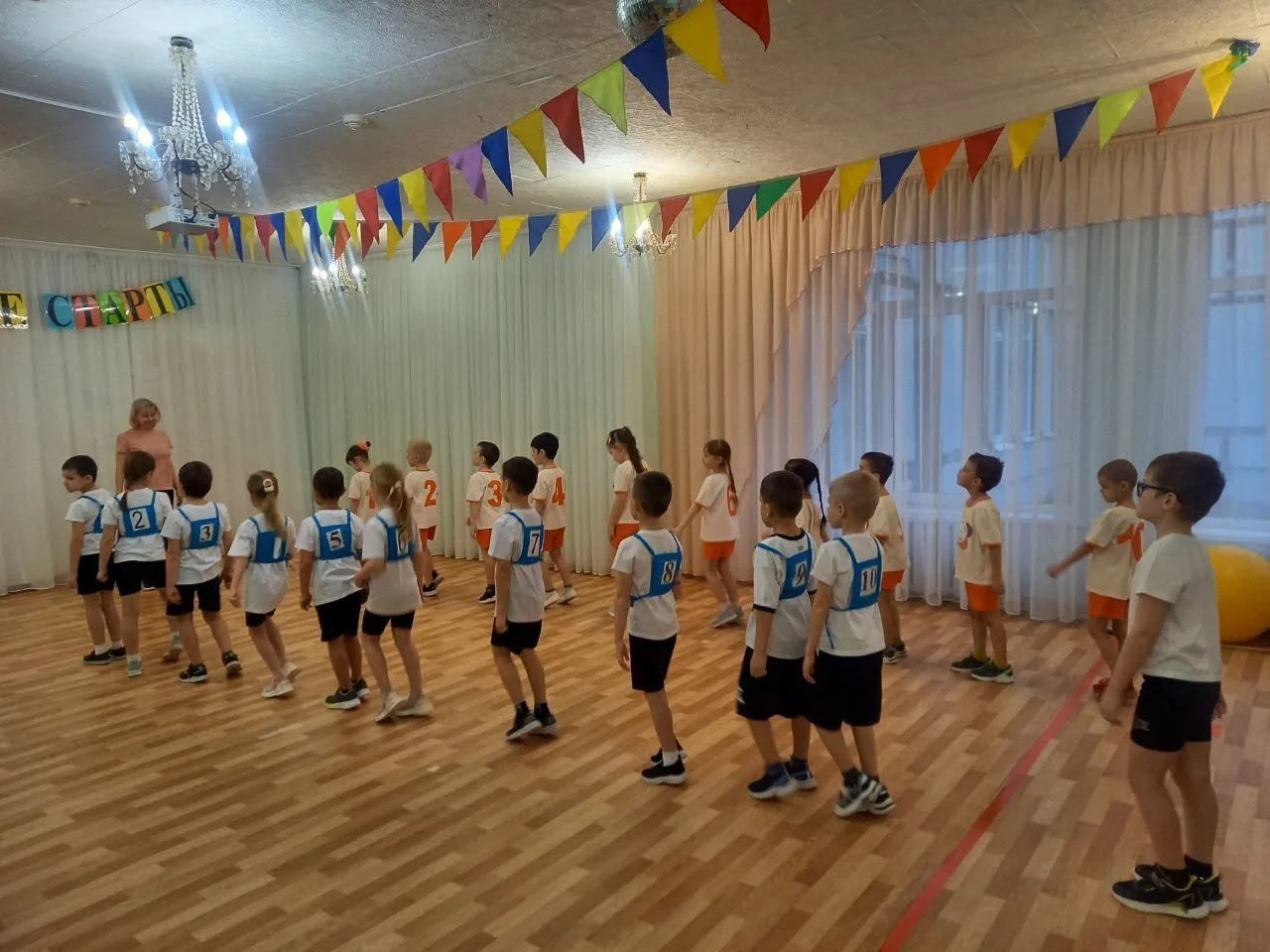 Сегодня наши ребята участвовали в отборочных городских соревнованиях "Весёлые старты". ...