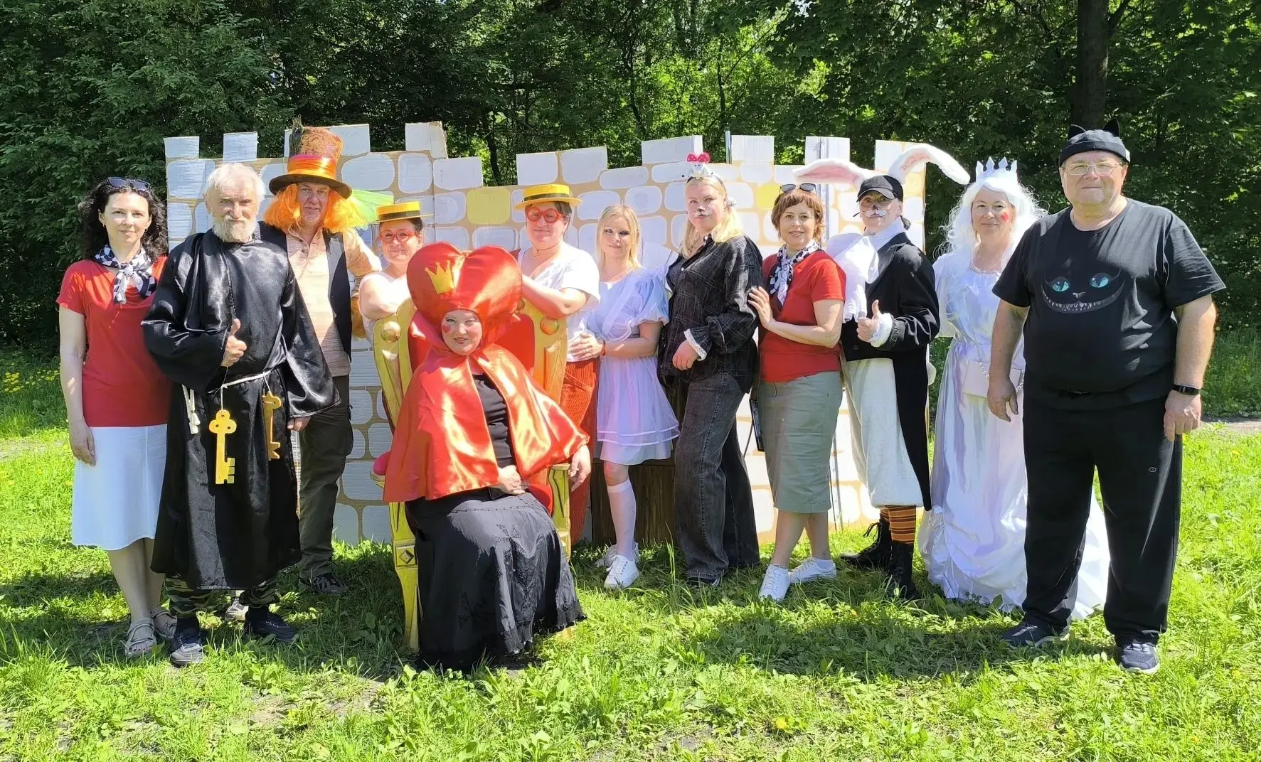 ✅Путешествуем по Стране Чудес!