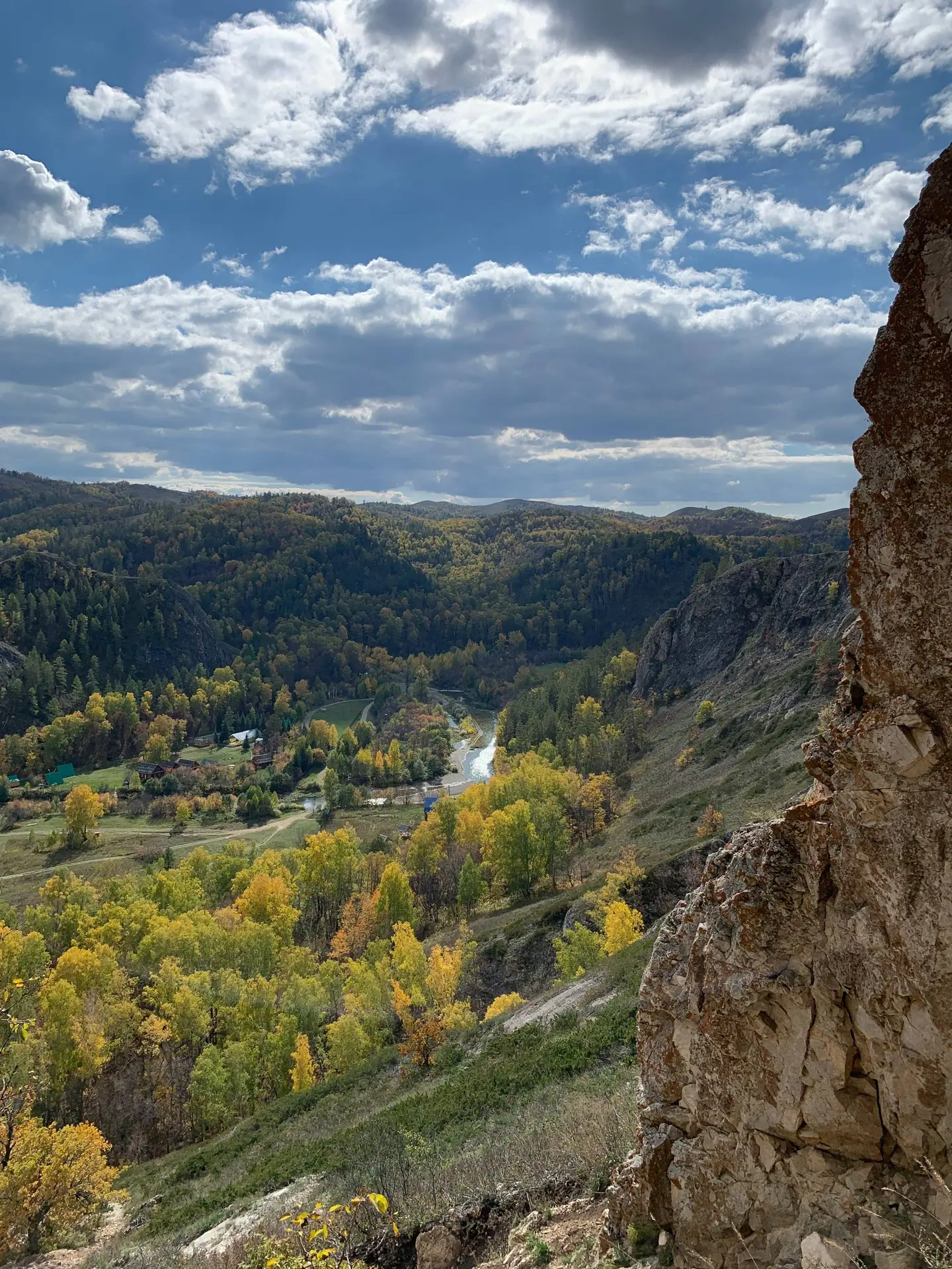 📍 15 июня - едем в природный парк «Мурадымовское ущелье» — край отвесных скал, древних гротов и уют