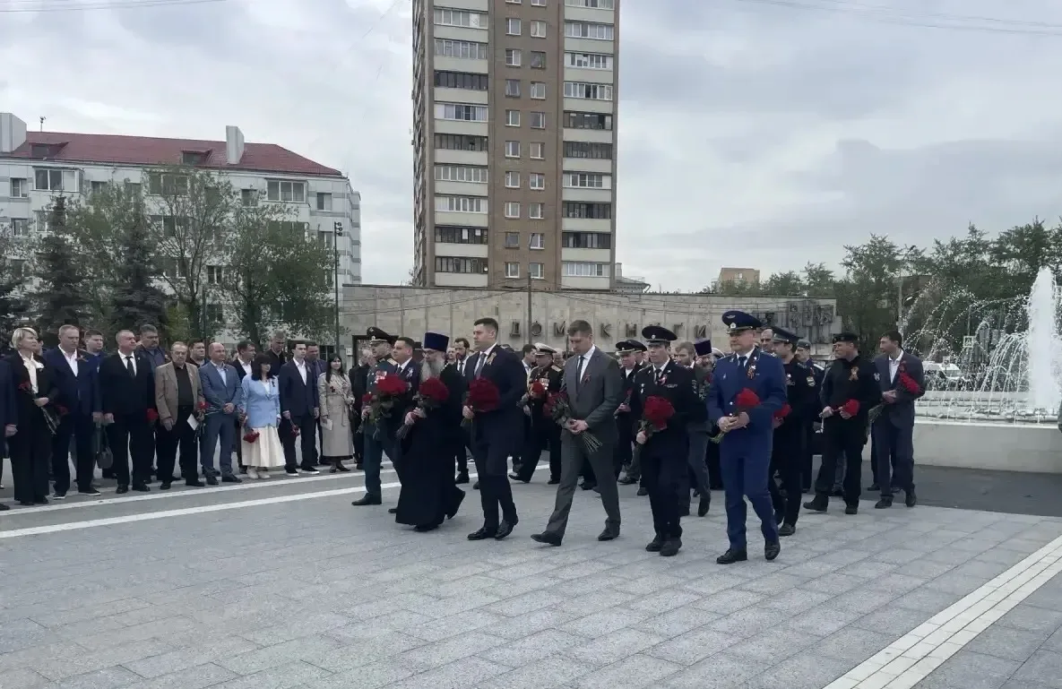 Сегодня, на кануне праздника великой Победы, кадеты и педагоги нашего лицея приняли участие в торжес