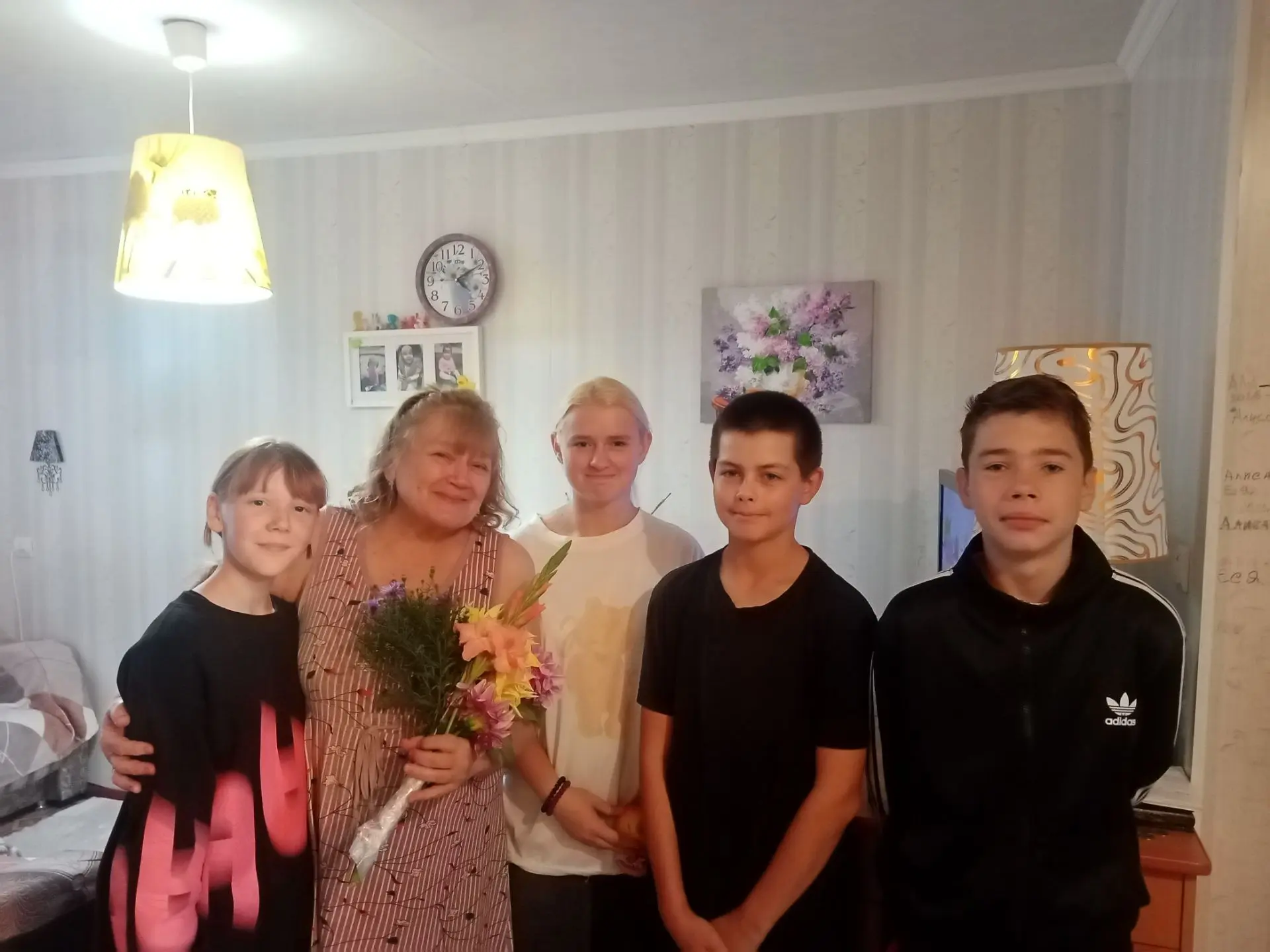 👵👴 День пожилого человека – это добрый и светлый праздник, в который мы окружаем особ...