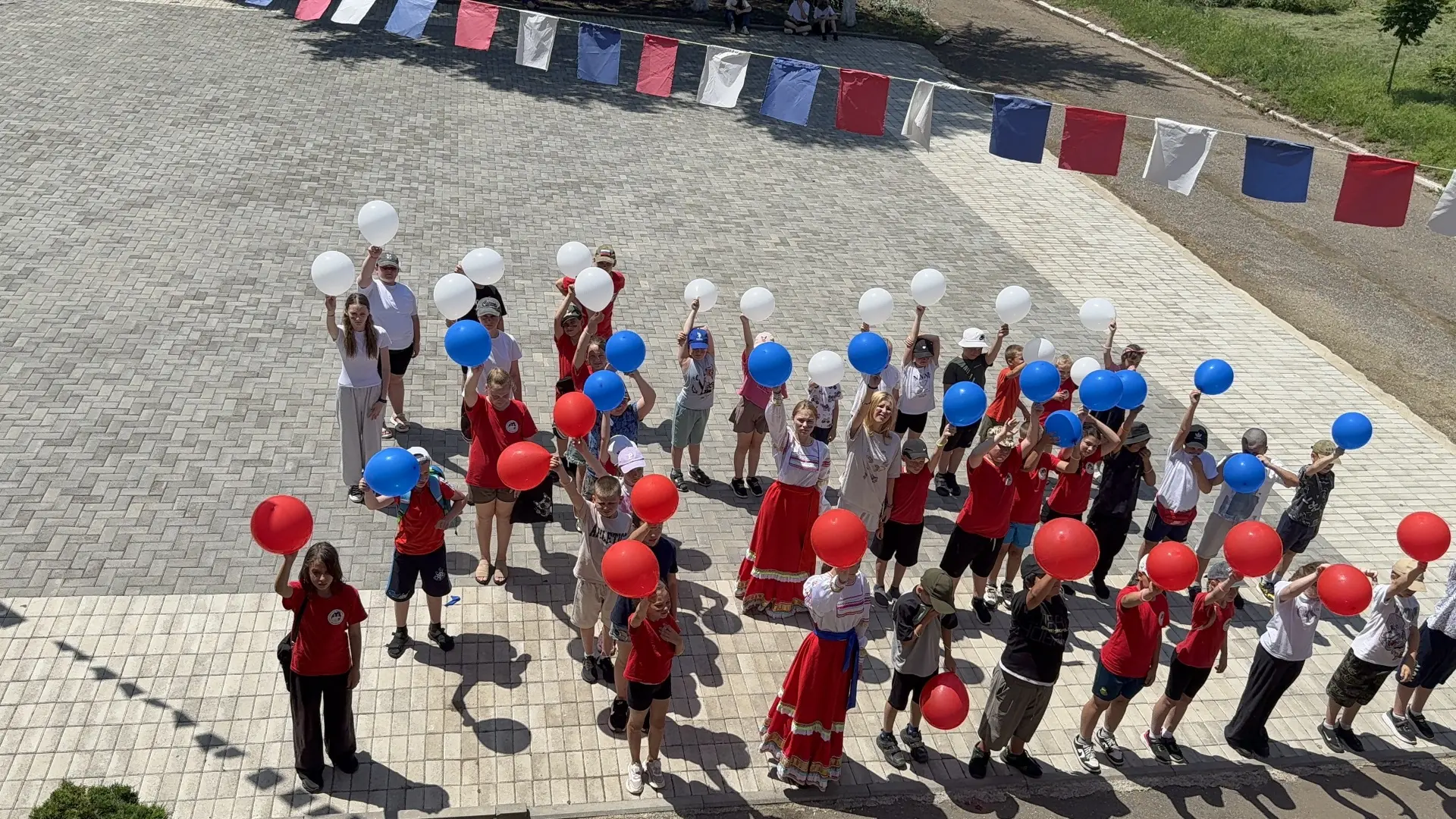 🇷🇺 Акция «Я — Россия»: великая страна начинается с каждого из нас!
🎈В преддверии Дня России воспи