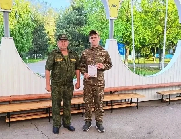 Учебные сборы для восьмиклассников в Кущёвском районе: испытание характера пройдено!✅

🇷🇺В Кущёвск