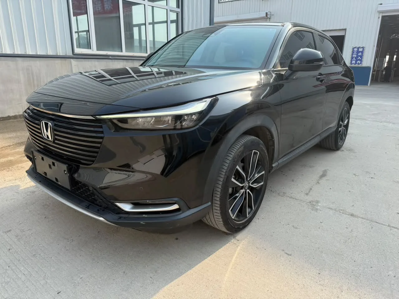 🔴 В наличии в Китае! 

HONDA VEZEL

❗️Не попадает под новый утильсбор до 160 л.с.

✅Автомобиль полн