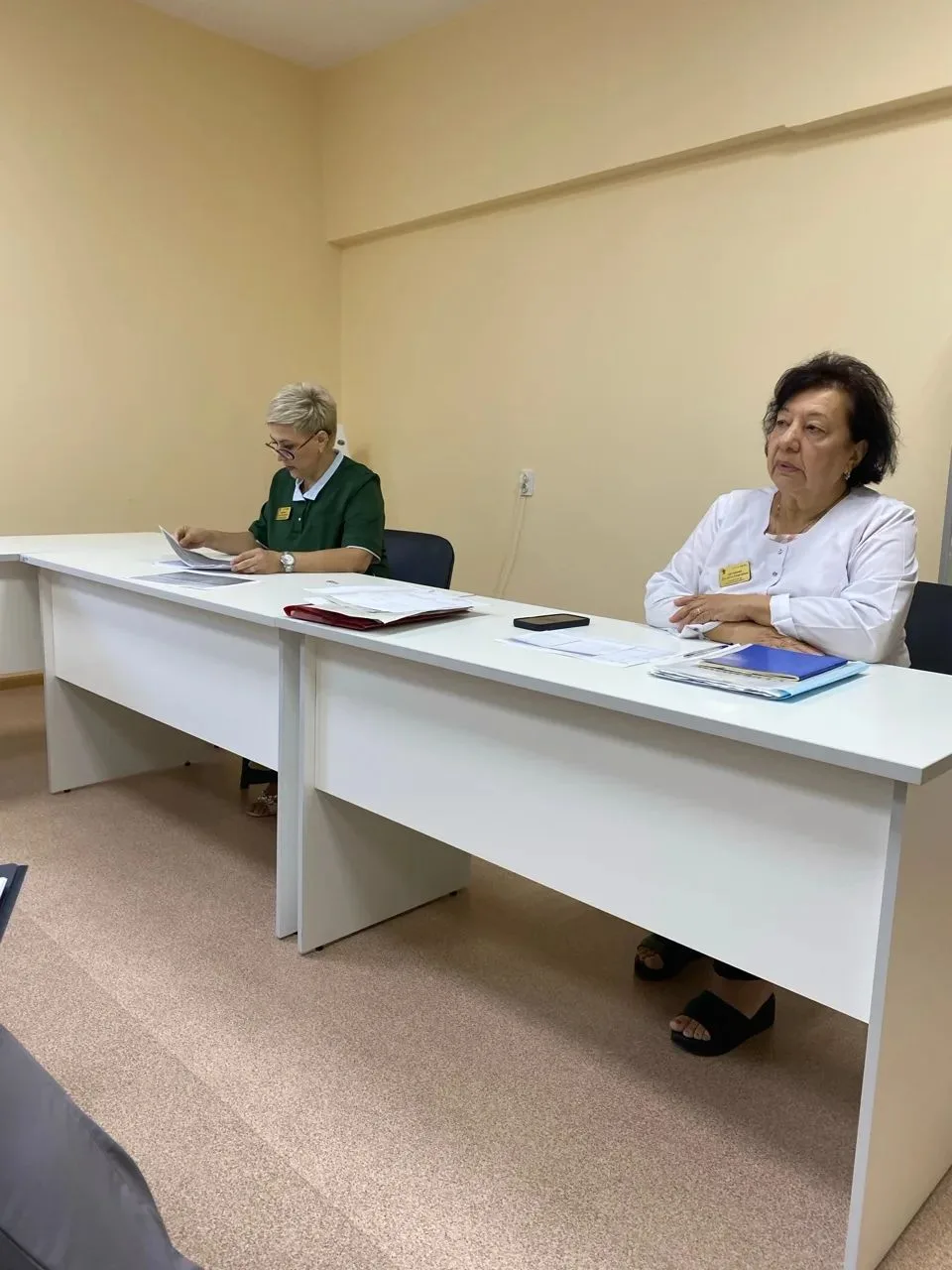 Утро в терапевтическом корпусе БГКБ традиционно началось с рабочей планёрки сестринског...