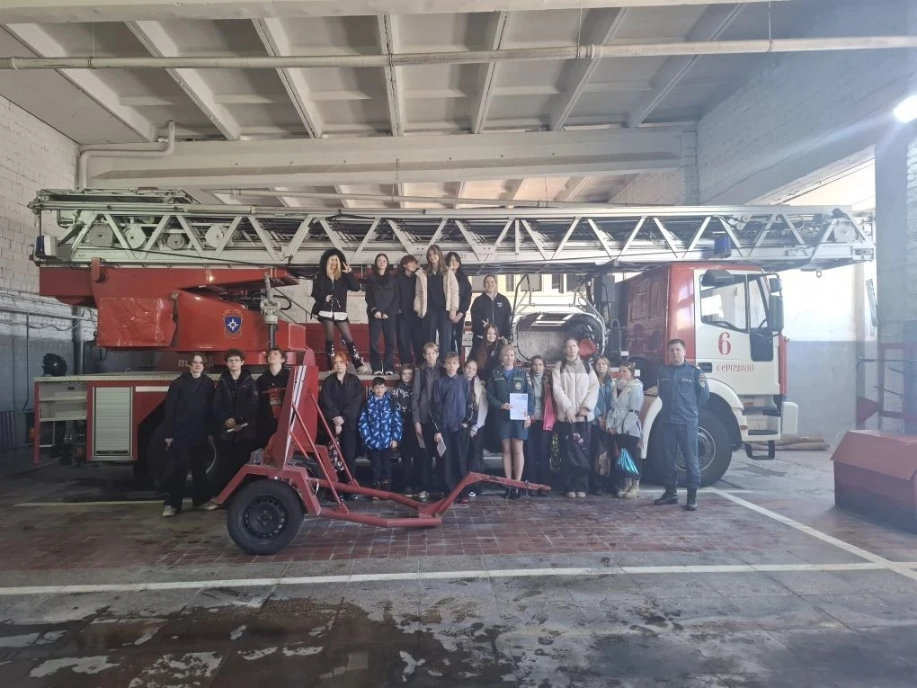 🚒 Экскурсия 7 «А» в пожарную часть: итоги познавательного дня  Сегодня учащиеся 7 «А» класса посетил