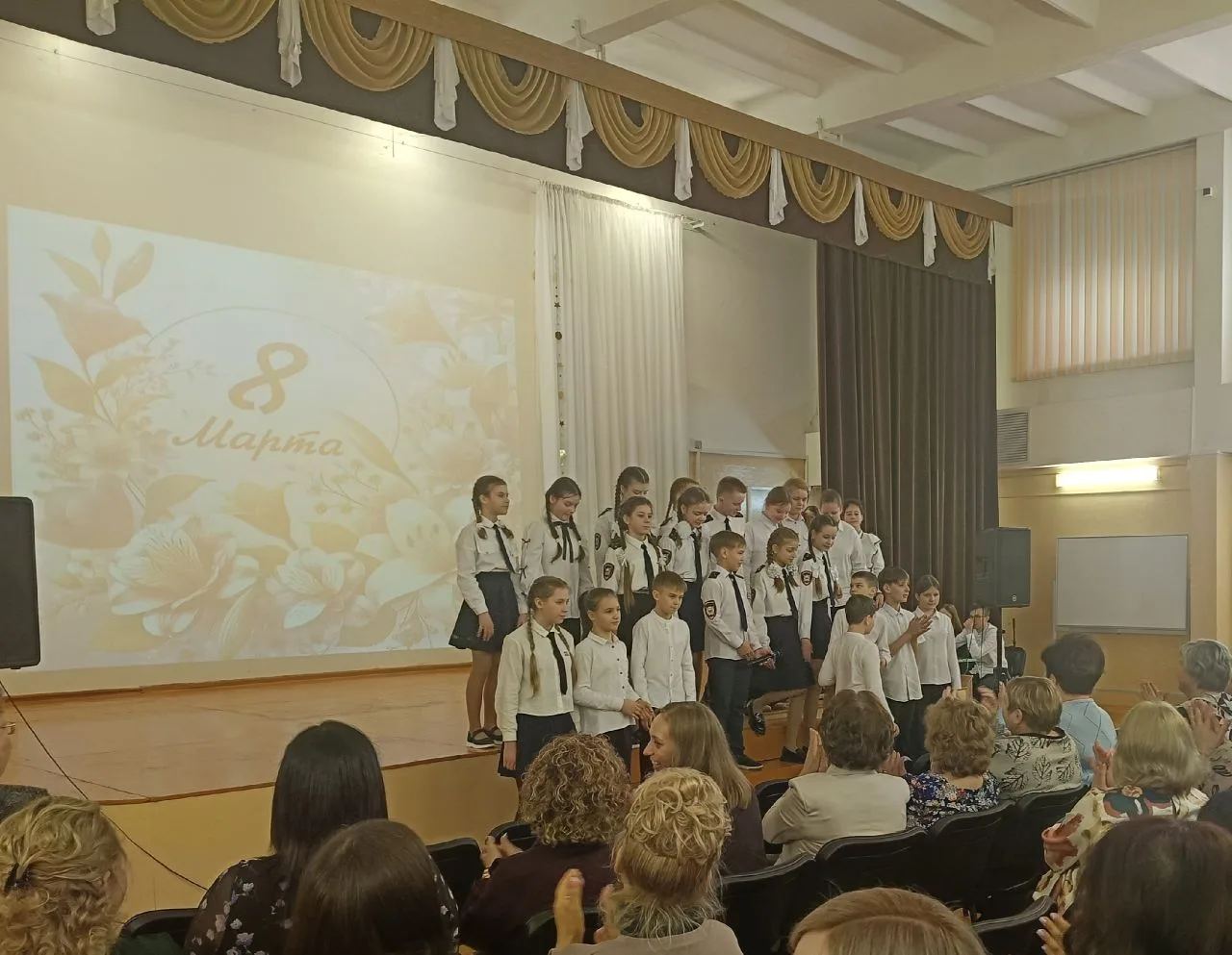 🌷Сегодня в МБОУ "Гимназия" царила атмосфера настоящего весеннего праздника! Мы поздравляем всех прек