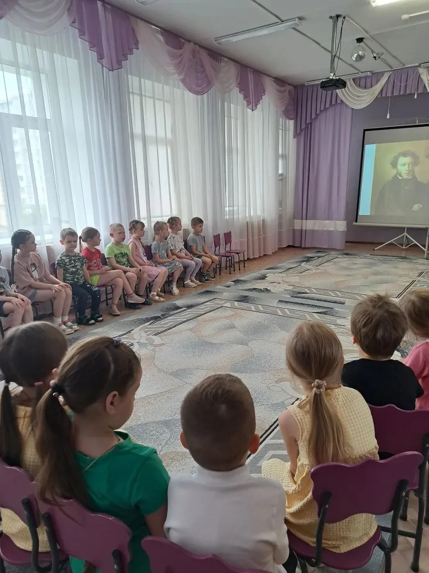 Сегодня, в нашем детском саду прошла литературная гостиная, посвящённая творчеству великого русского