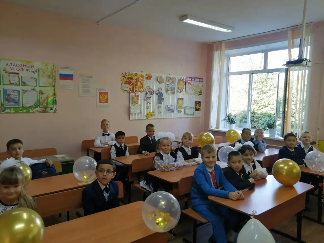 👫Ученики нашей школы приняли участие во Всероссийская акции «Я положу с собой в рюкзак...